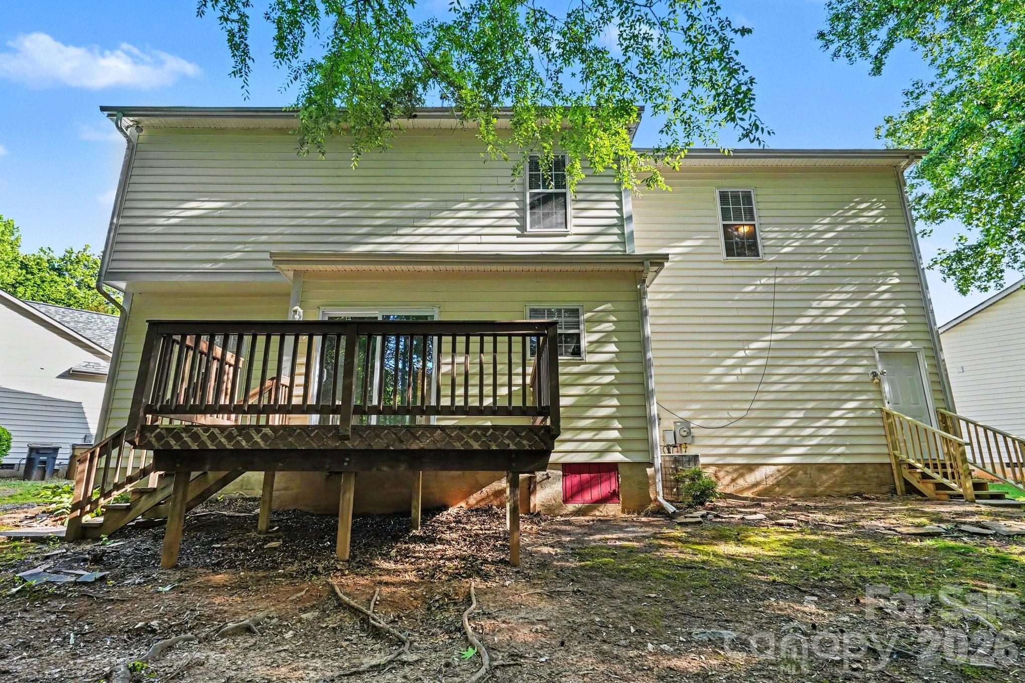 5547 Whispering Wind Lane — Indian Trail