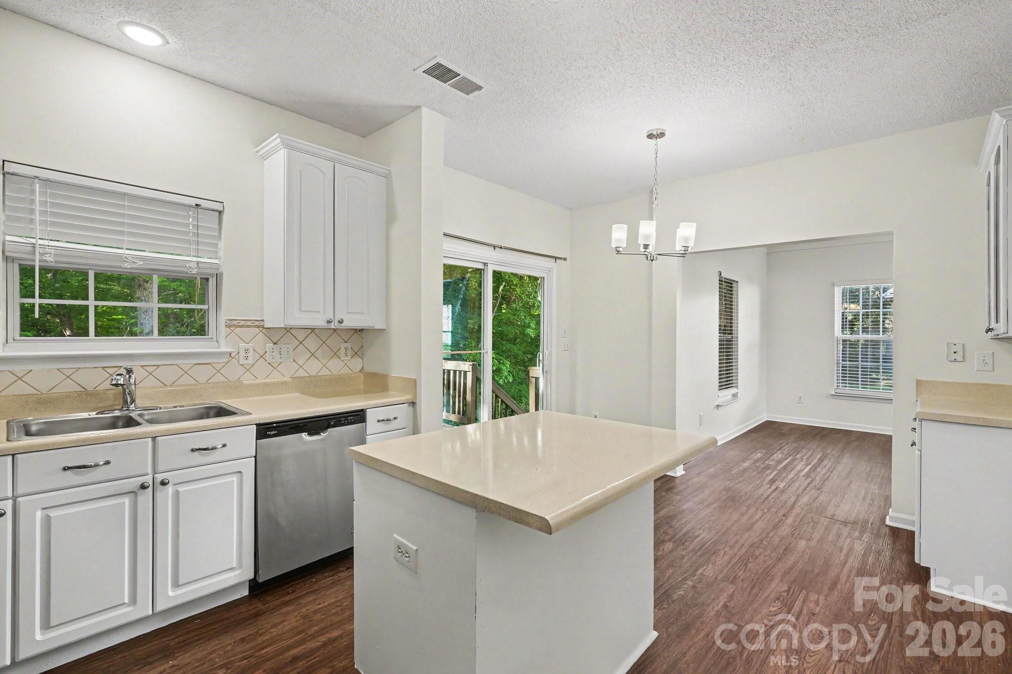 5547 Whispering Wind Lane — Indian Trail