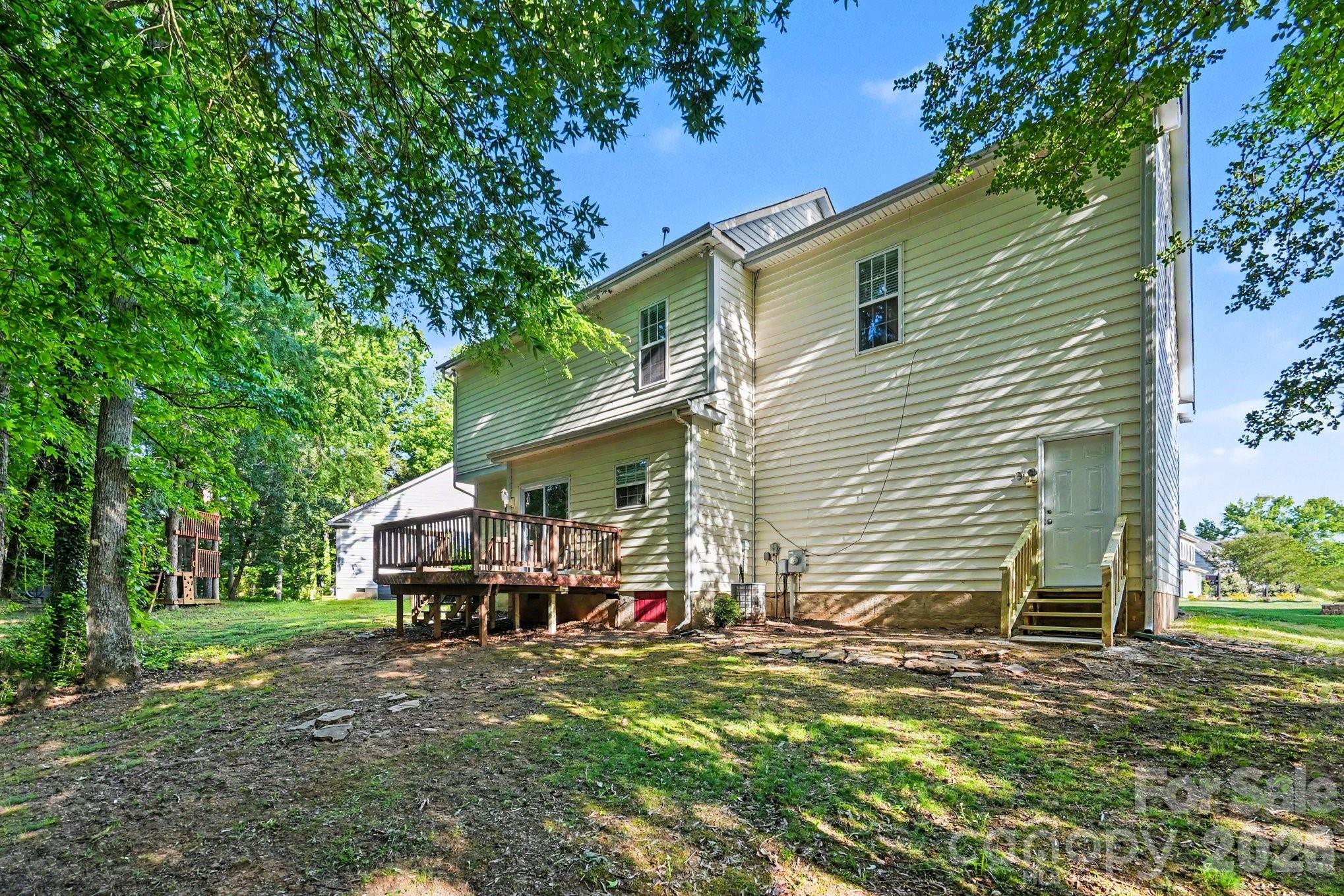 5547 Whispering Wind Lane — Indian Trail