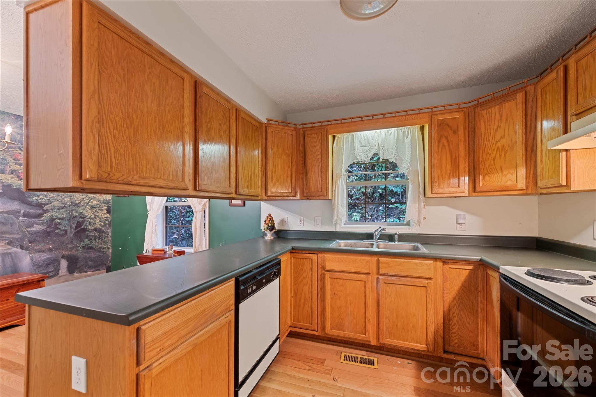 42 Greenview Drive — Maggie Valley