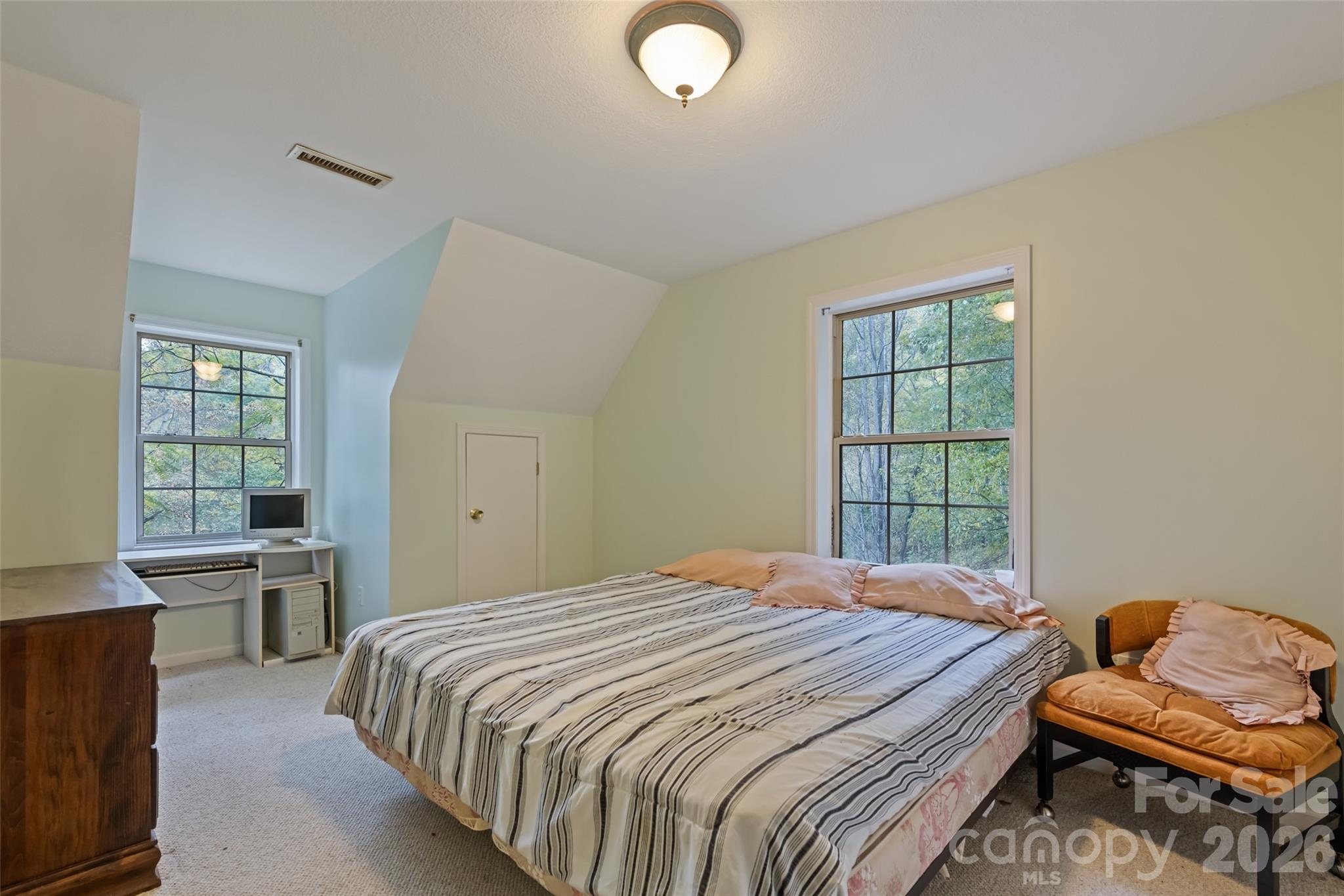 42 Greenview Drive — Maggie Valley