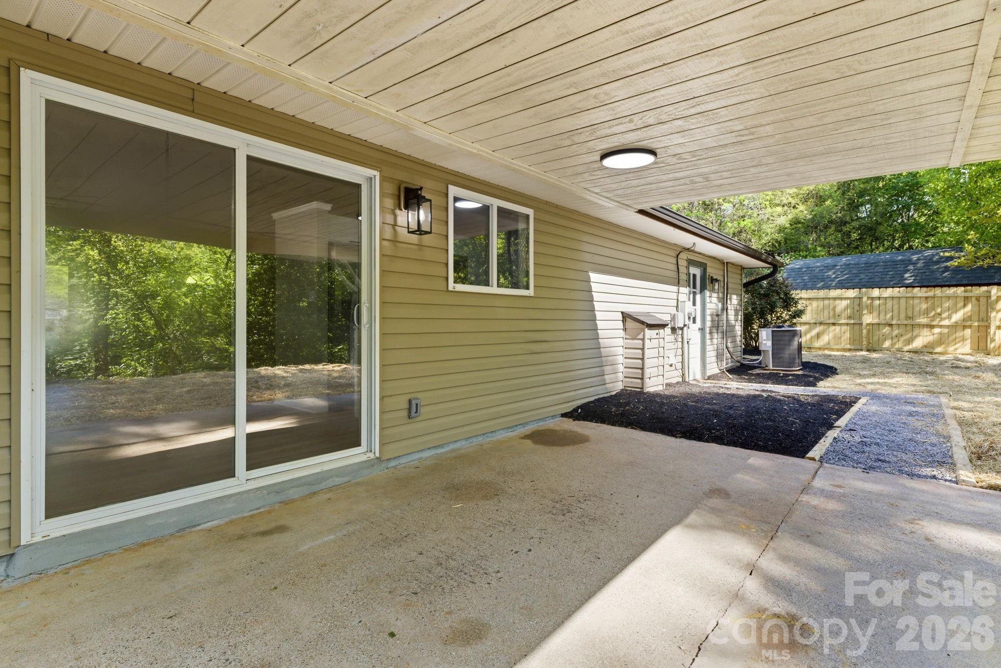 24 sagefield Drive — Candler