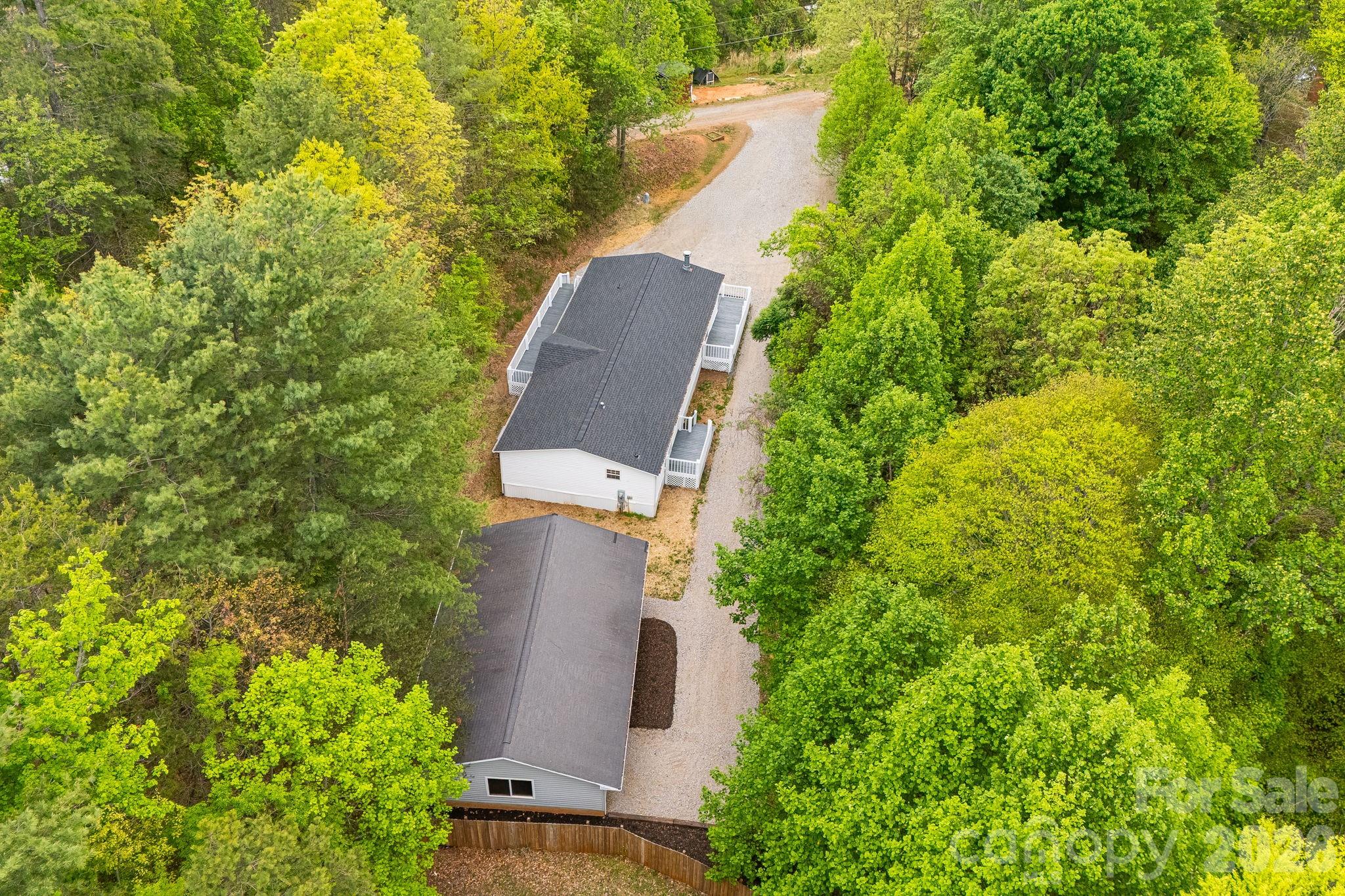 90 High Point Road — Weaverville