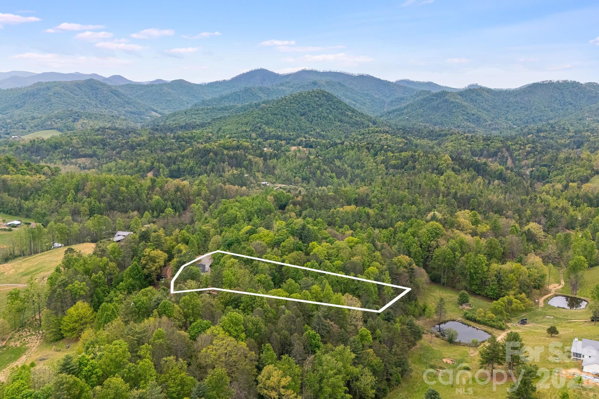 90 High Point Road — Weaverville