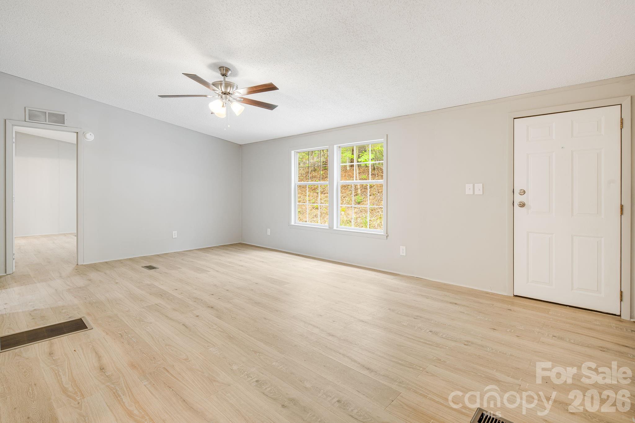 90 High Point Road — Weaverville