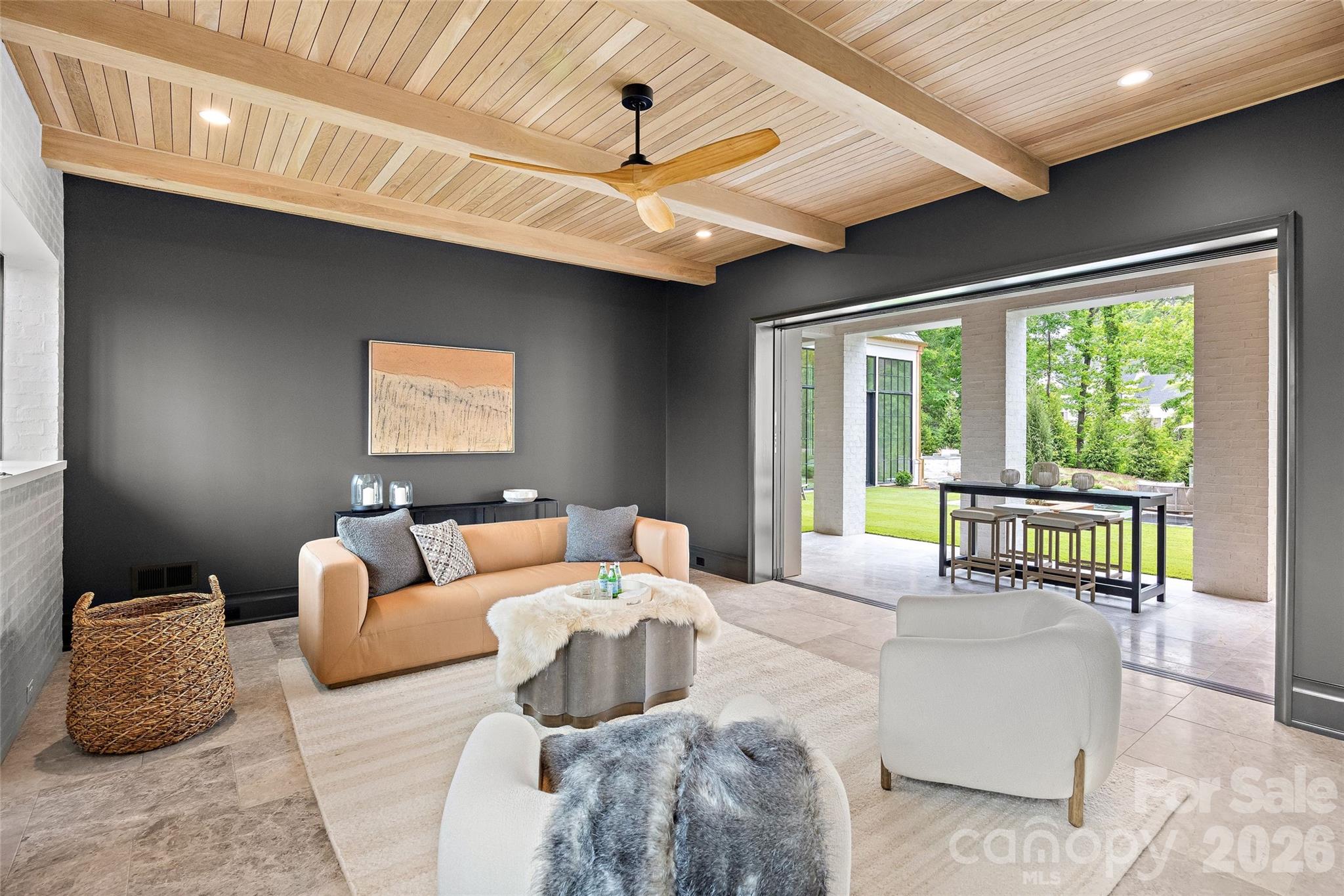 4111 Columbine Circle — Charlotte