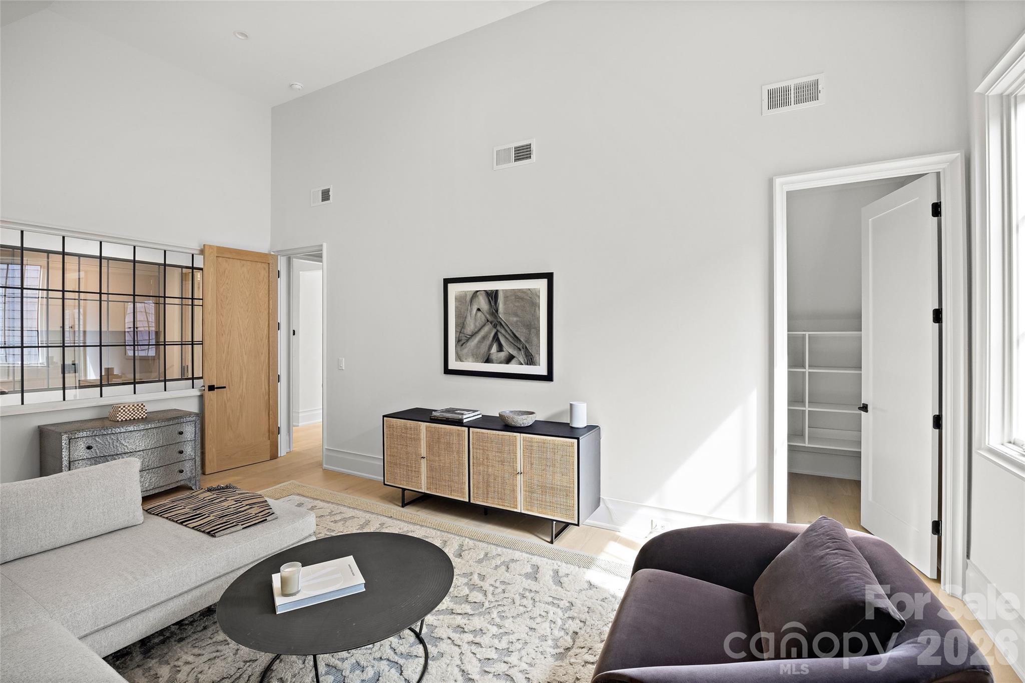 4111 Columbine Circle — Charlotte