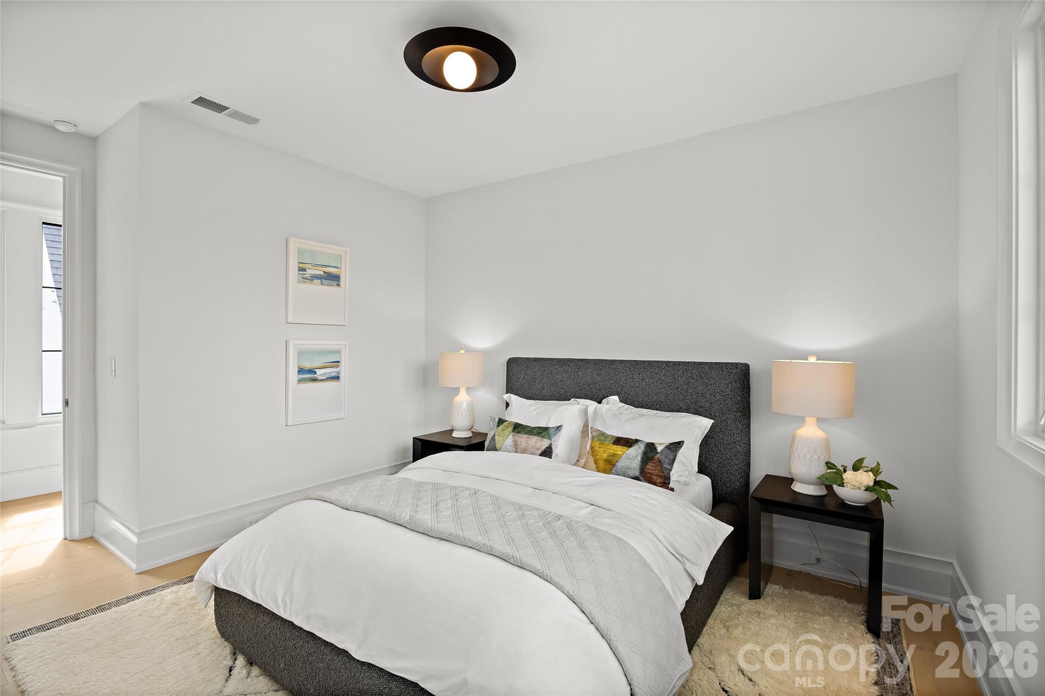4111 Columbine Circle — Charlotte