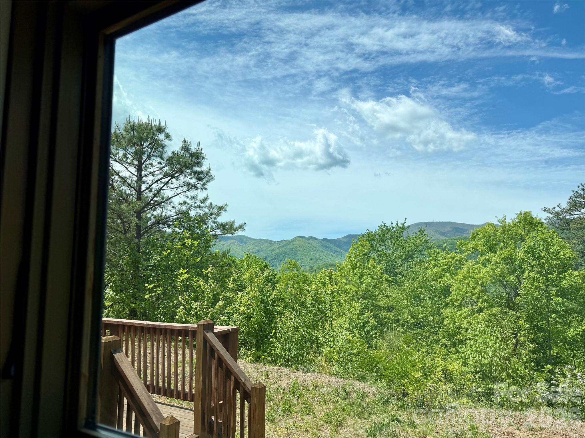 521 Duchess Drive — Sylva