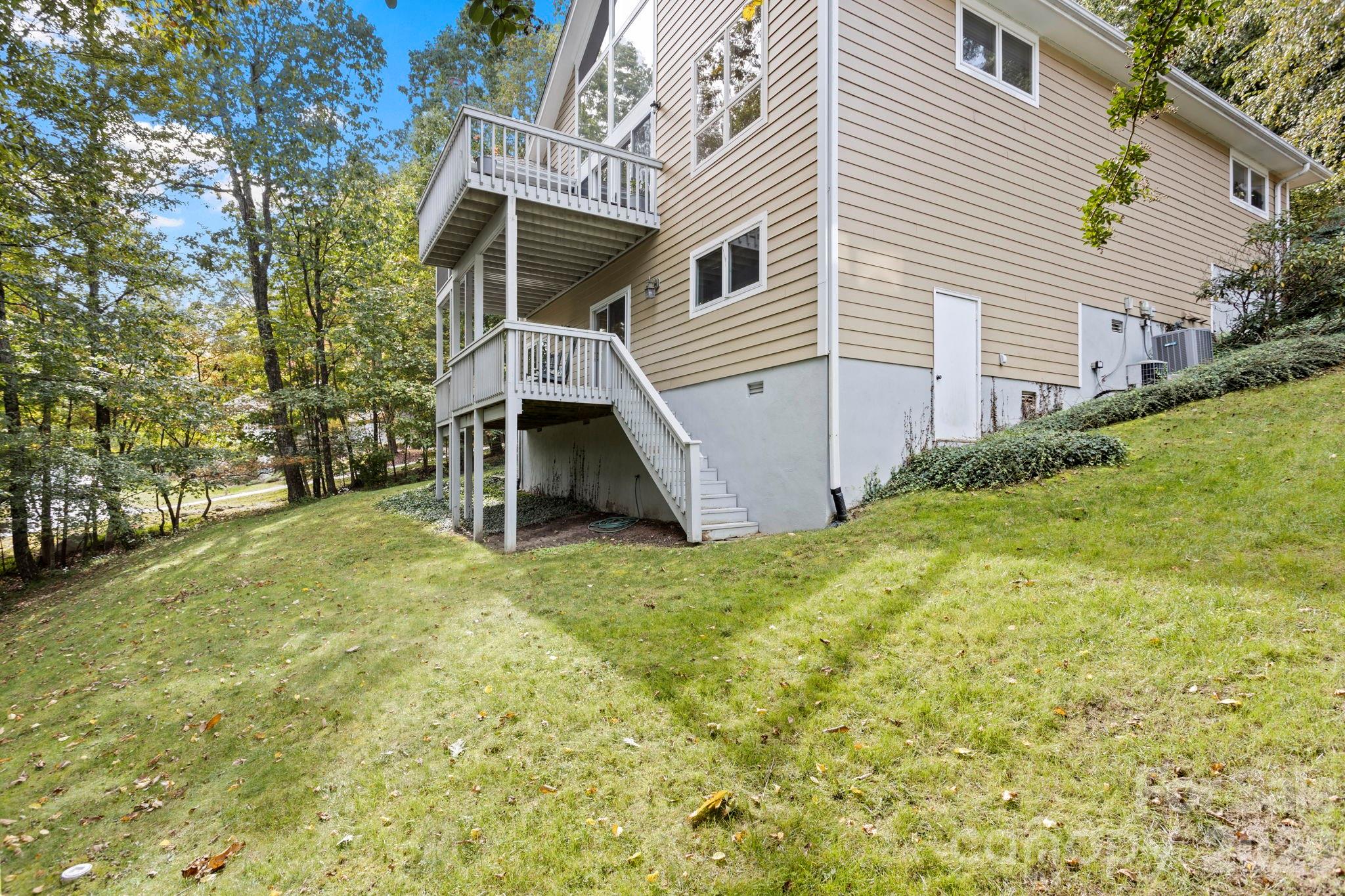 320 Dawnbrook Drive — Flat Rock
