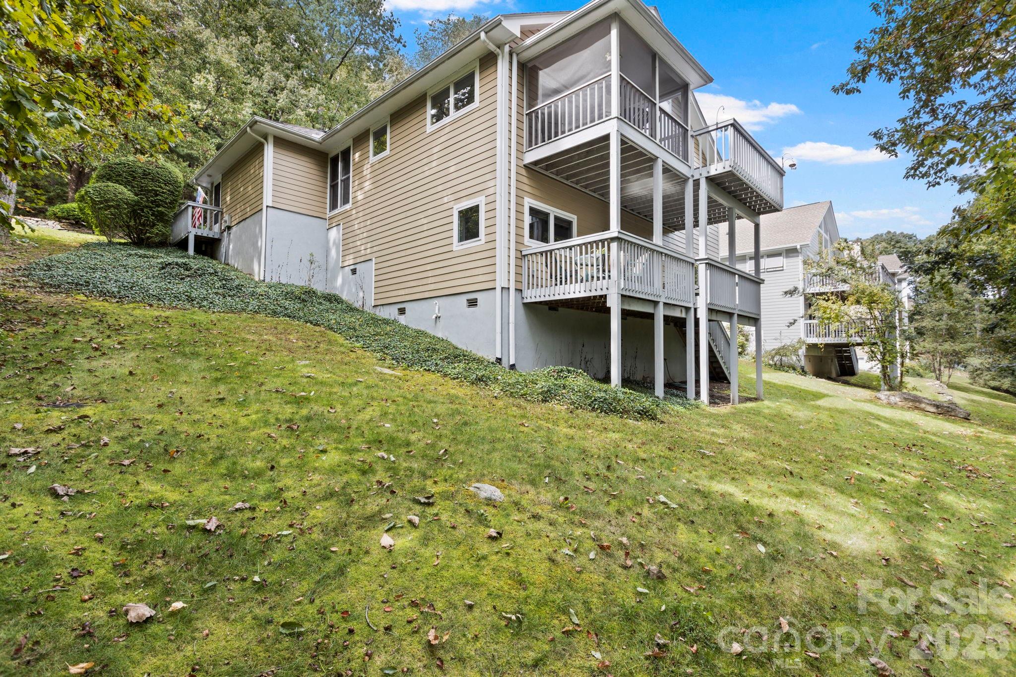 320 Dawnbrook Drive — Flat Rock