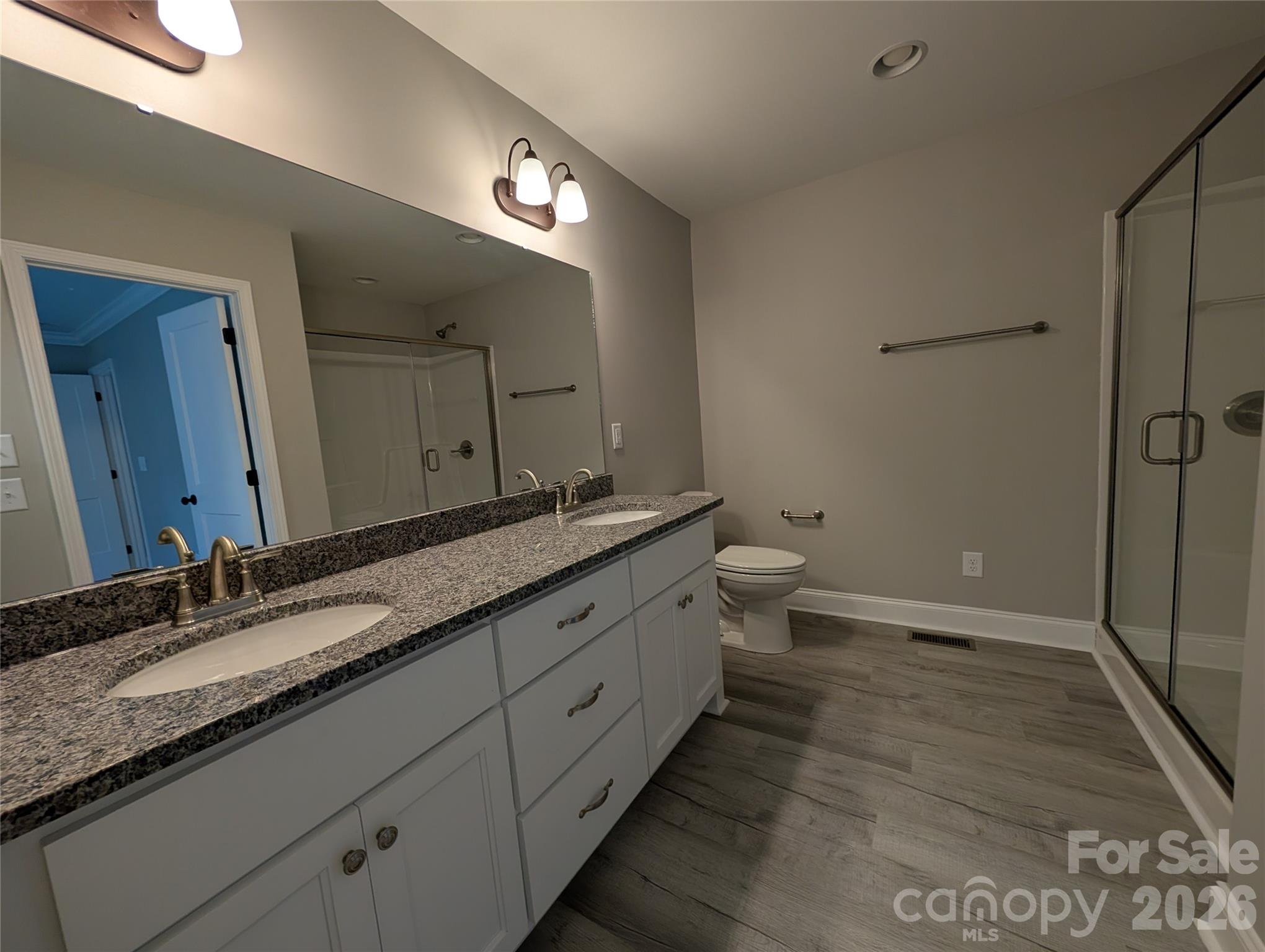 4184 Saltwood Drive — Hickory