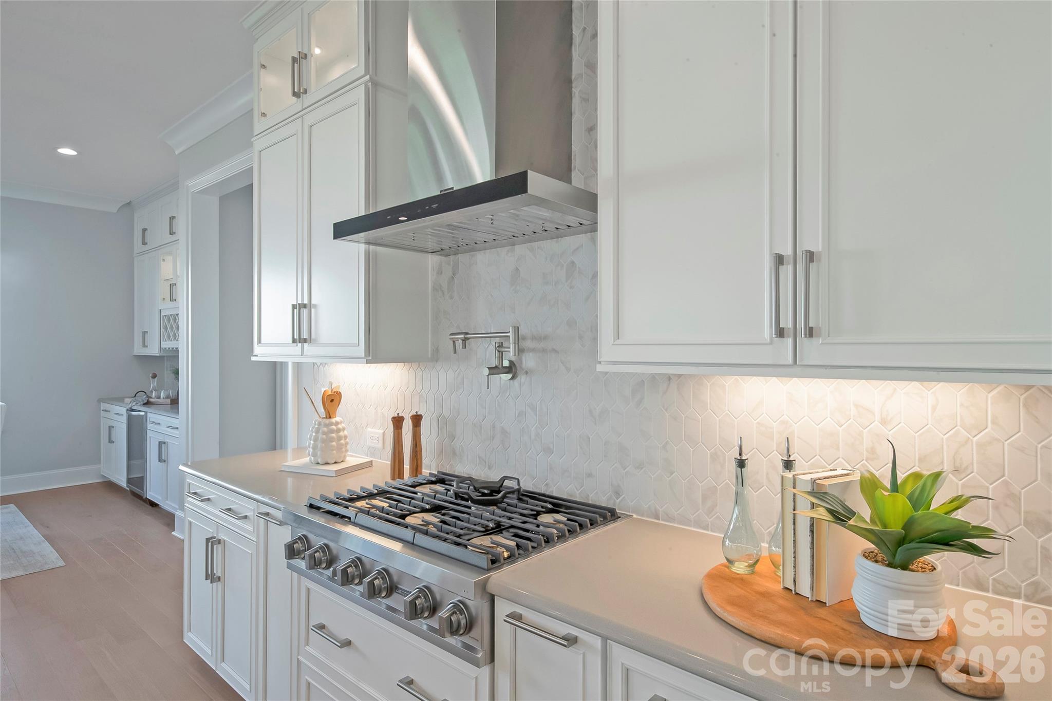 1003 Detweiler Road — Marvin