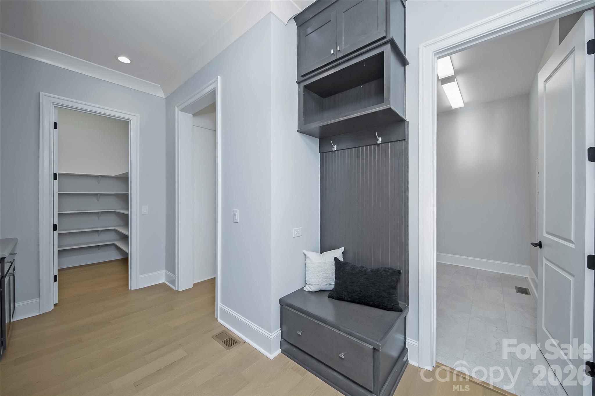 1003 Detweiler Road — Marvin