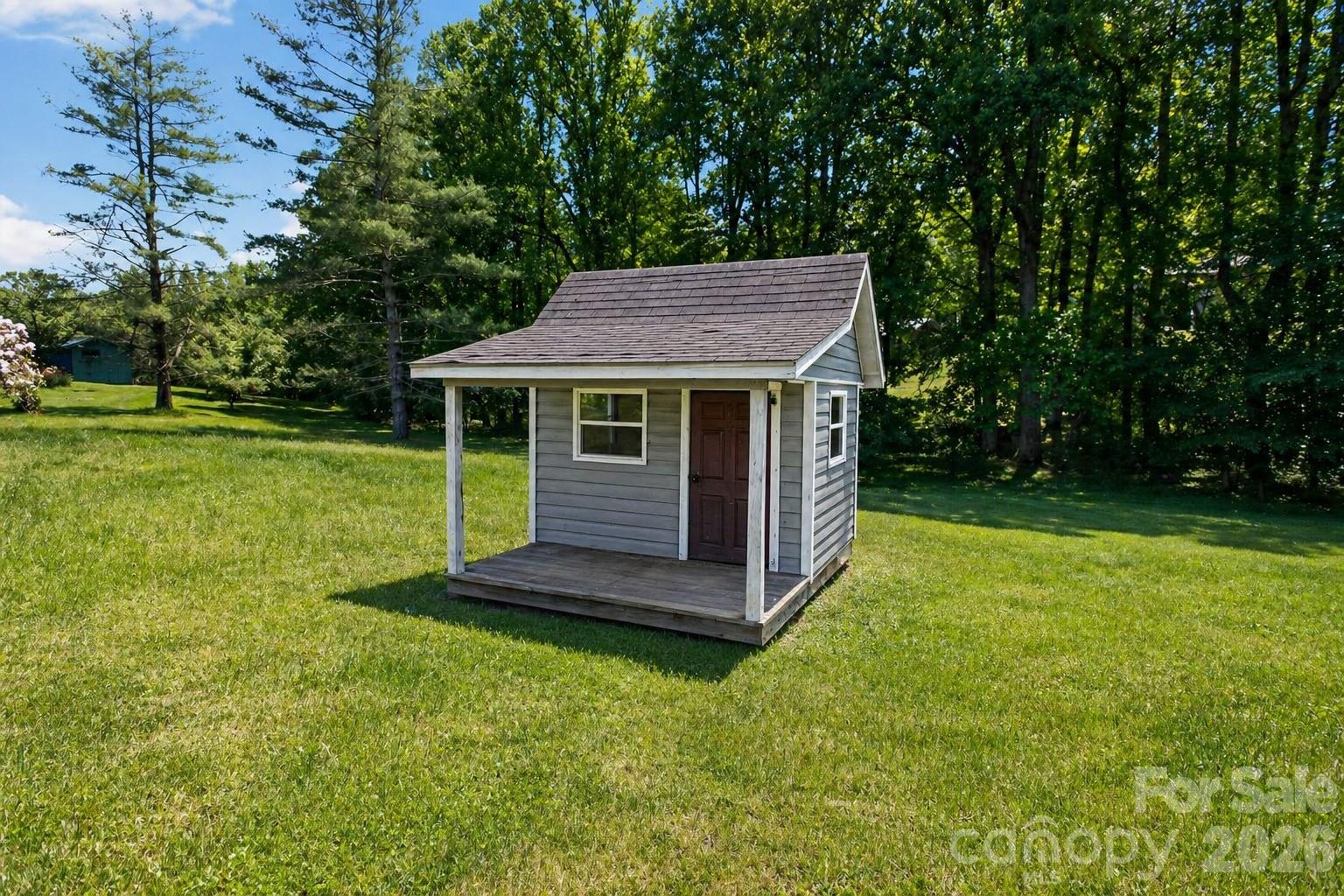 67 Beechwood Drive — Hendersonville