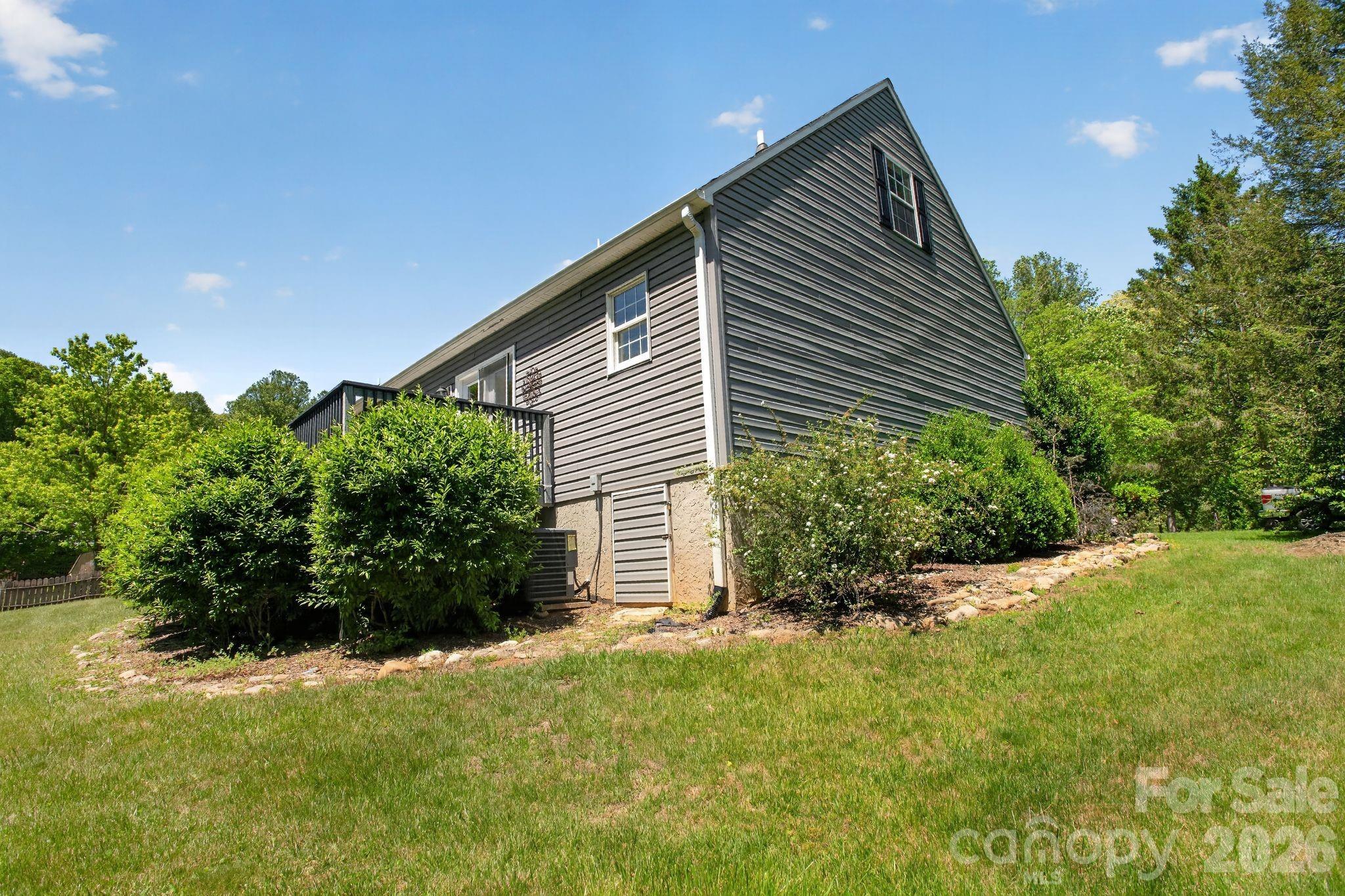 67 Beechwood Drive — Hendersonville