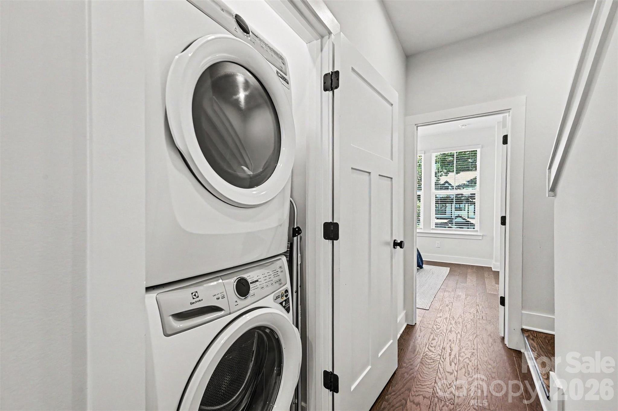 2305 Rozzelles Ferry Road — Charlotte