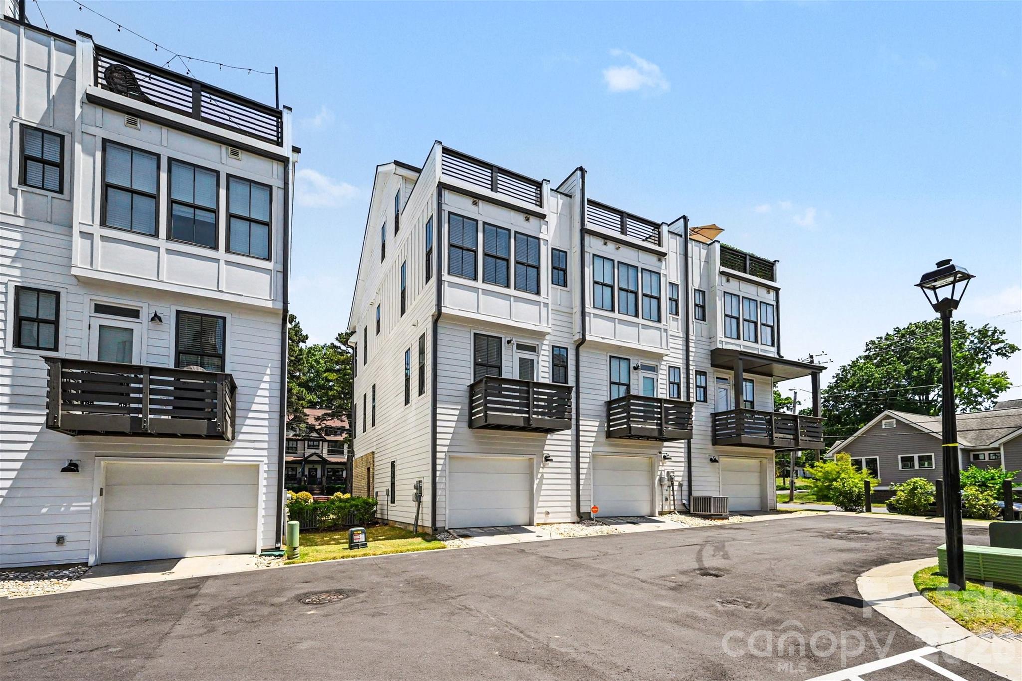 2305 Rozzelles Ferry Road — Charlotte