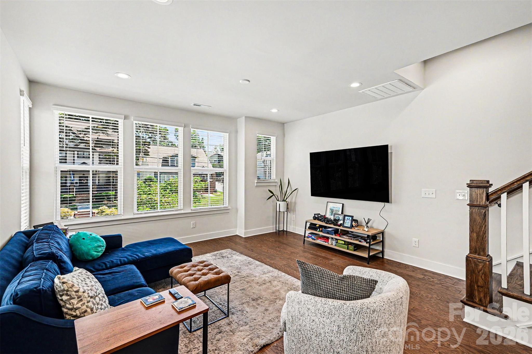 2305 Rozzelles Ferry Road — Charlotte