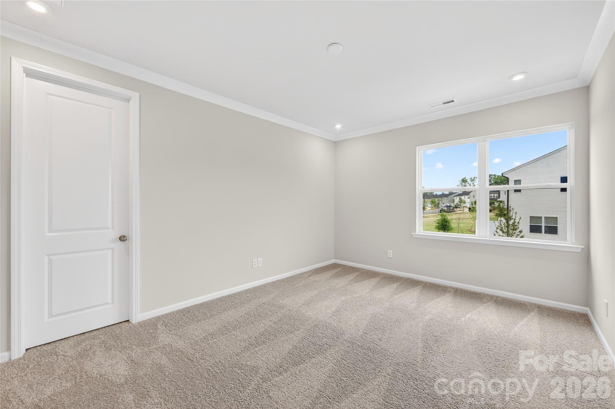 6025 Longar Lane — Charlotte