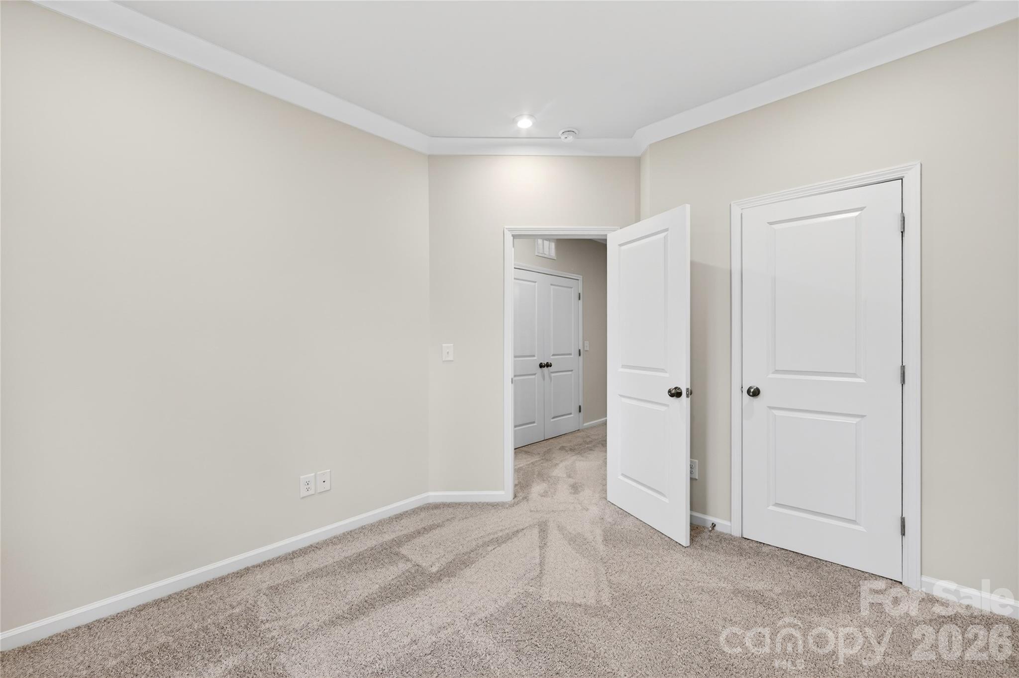 6025 Longar Lane — Charlotte