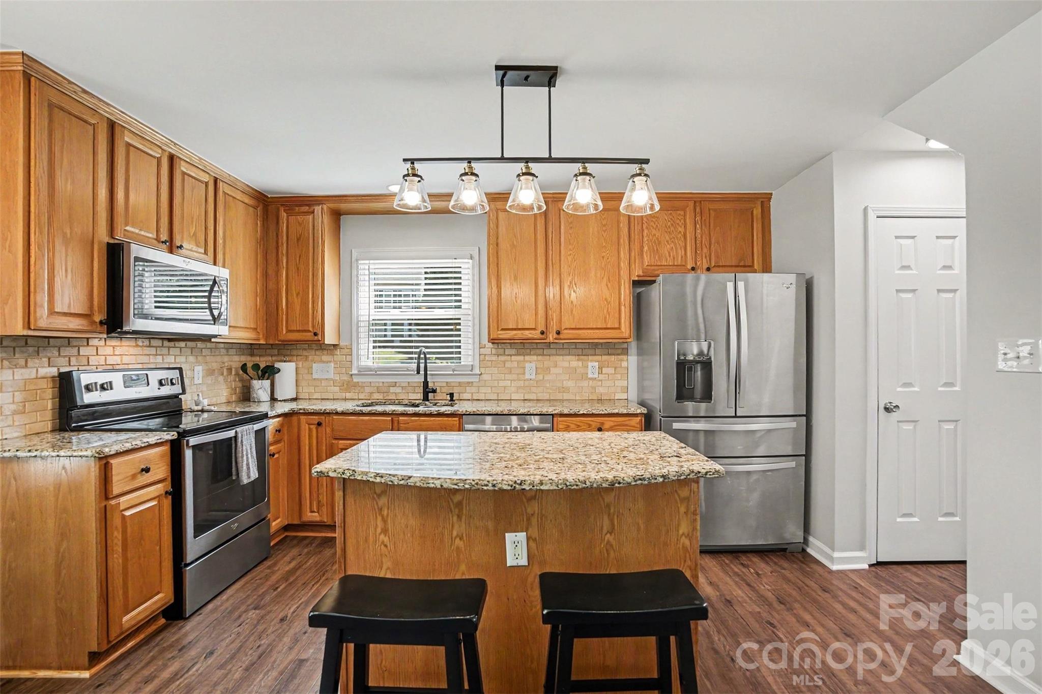 9900 Davis Lake Parkway — Charlotte