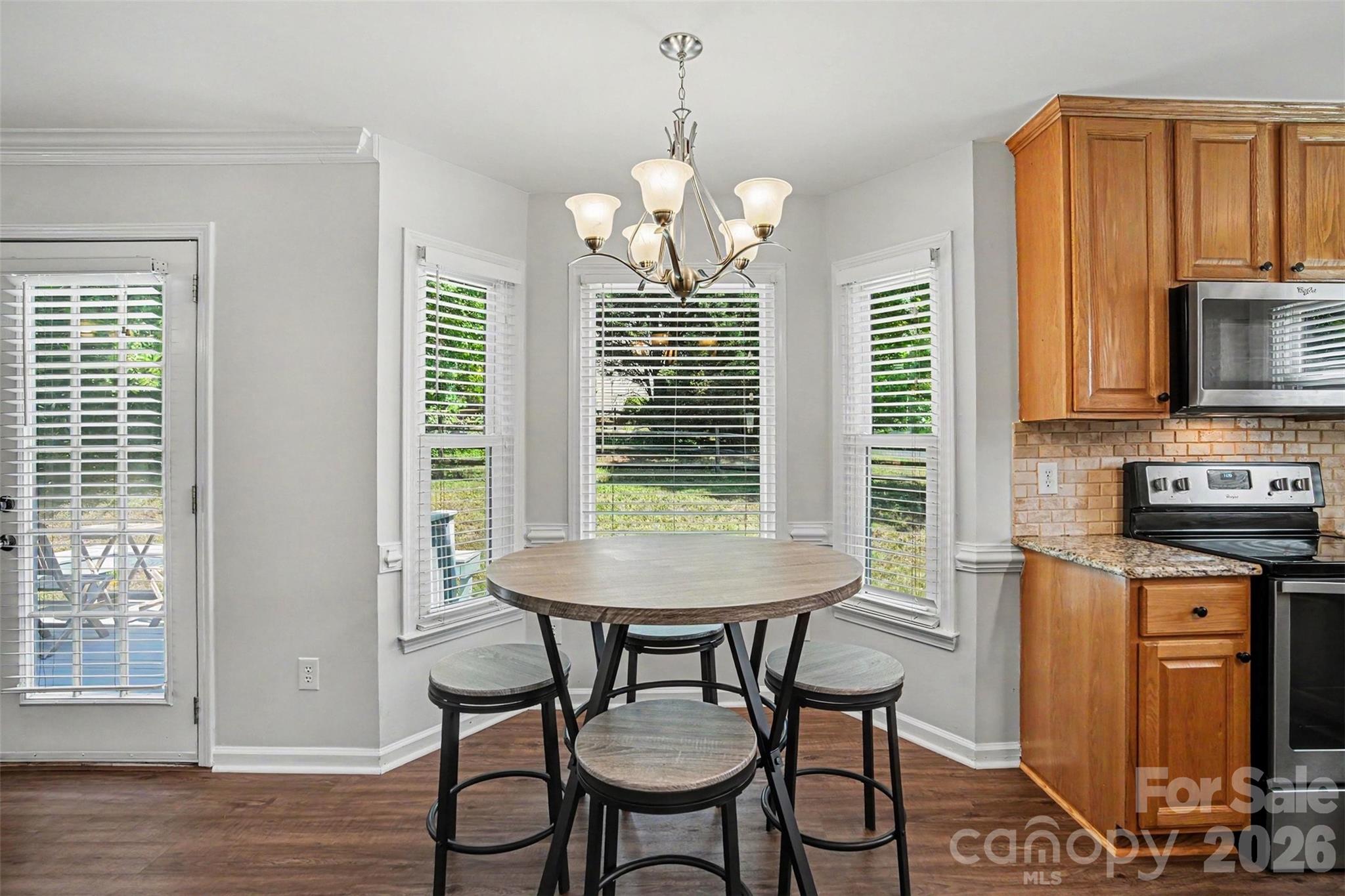 9900 Davis Lake Parkway — Charlotte