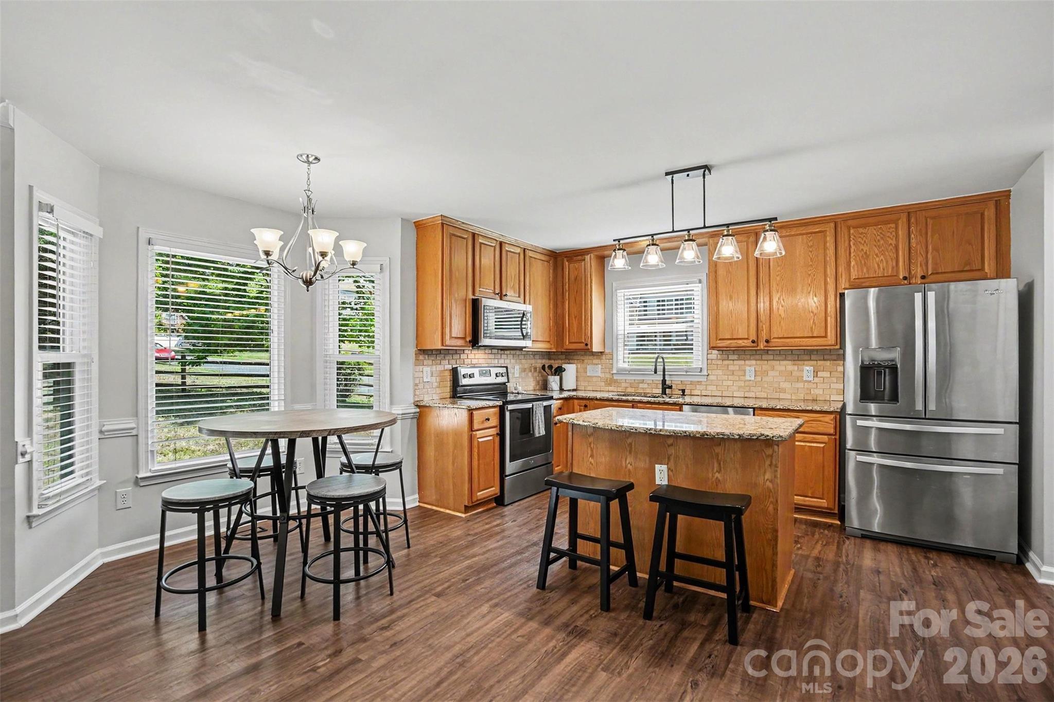 9900 Davis Lake Parkway — Charlotte