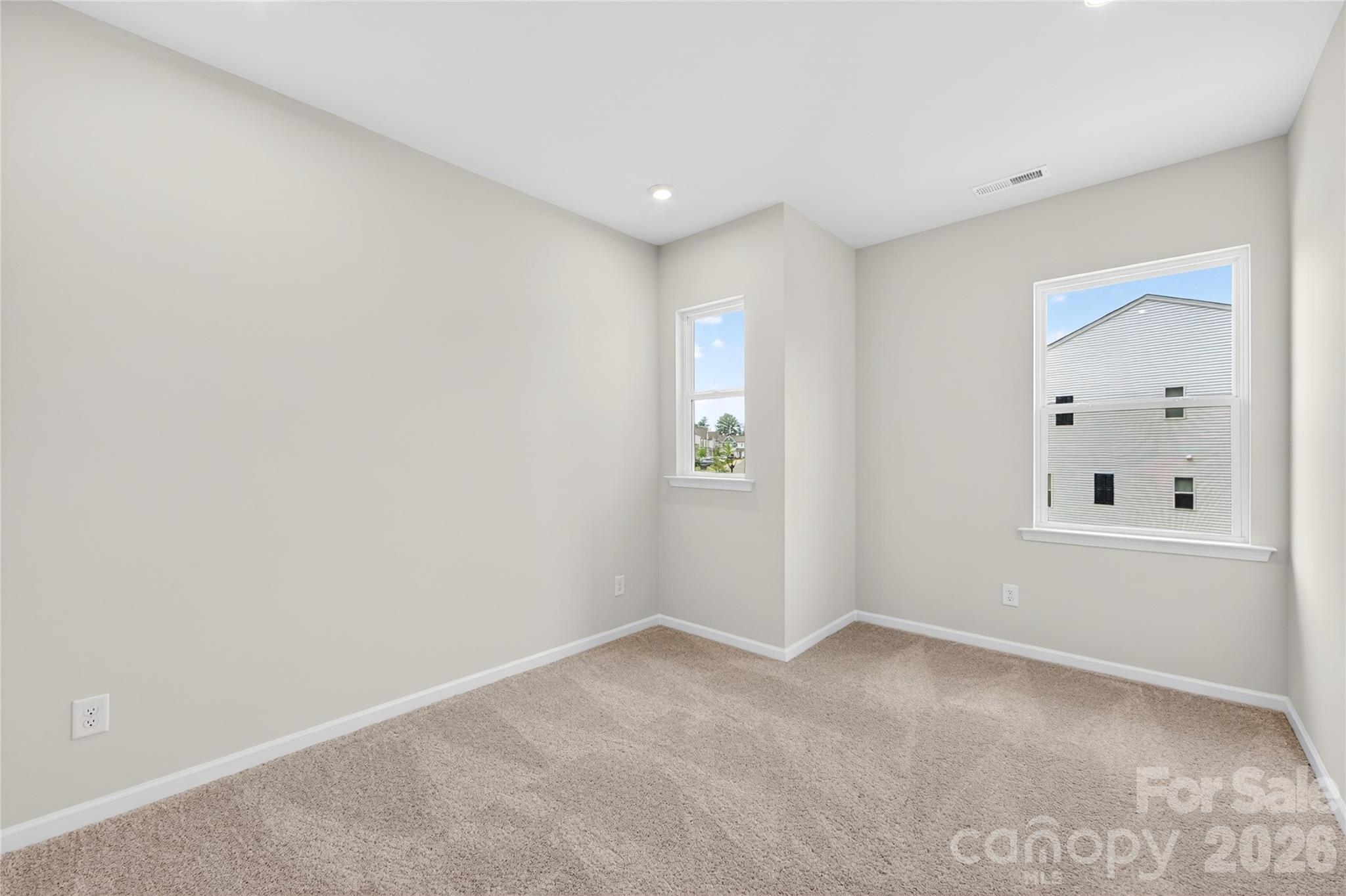 6021 Longar Lane — Charlotte