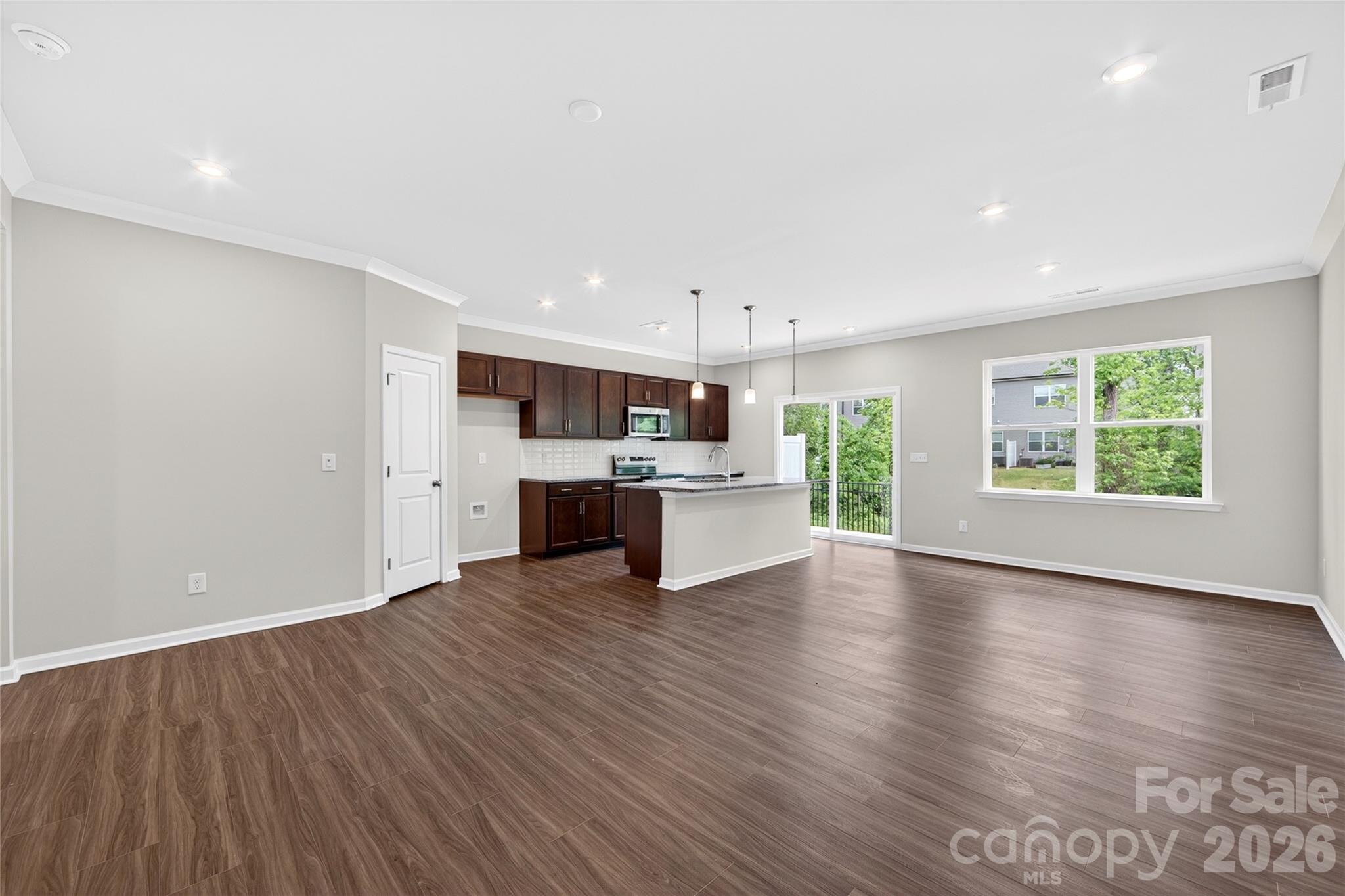 6021 Longar Lane — Charlotte