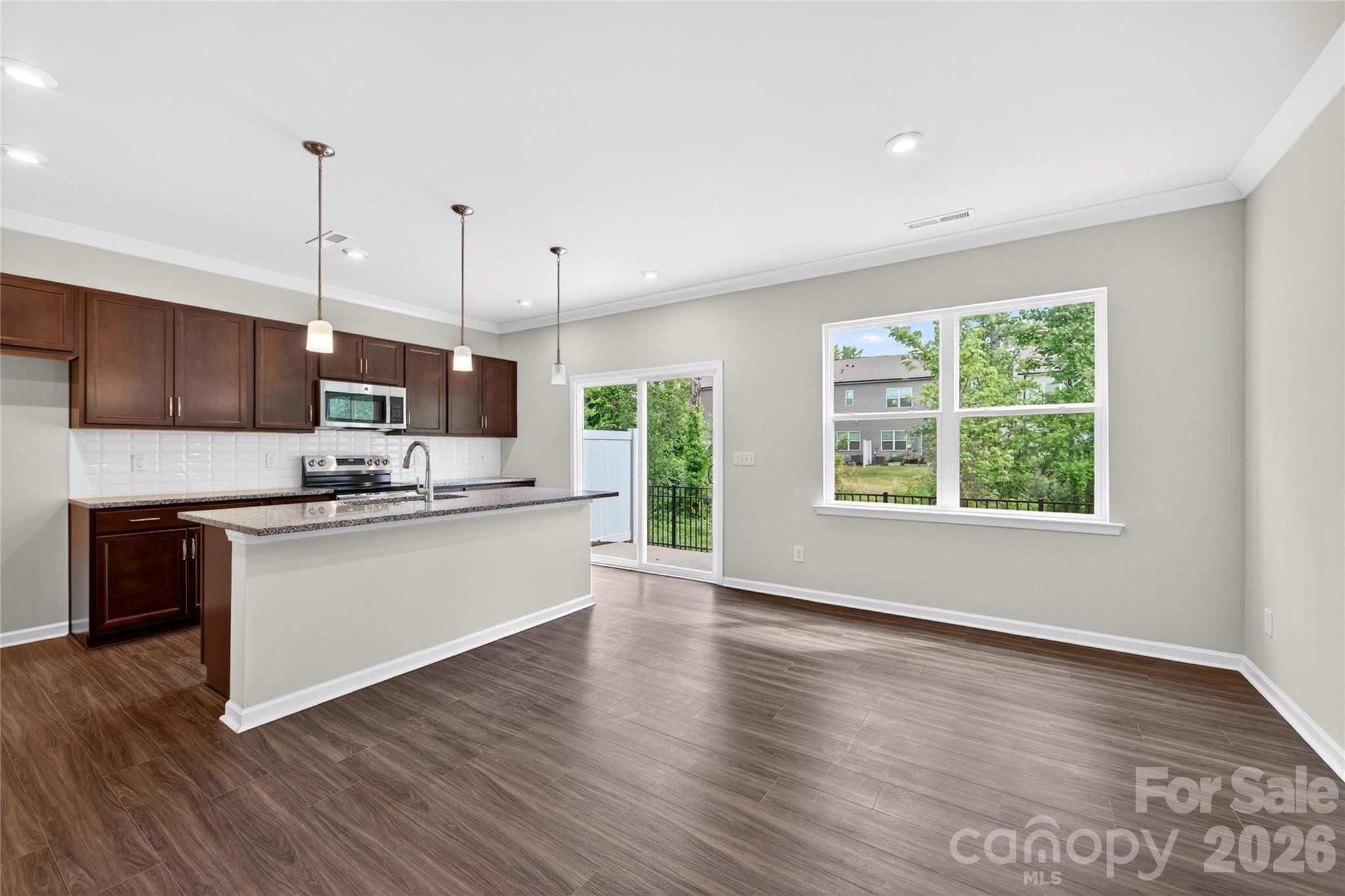 6021 Longar Lane — Charlotte