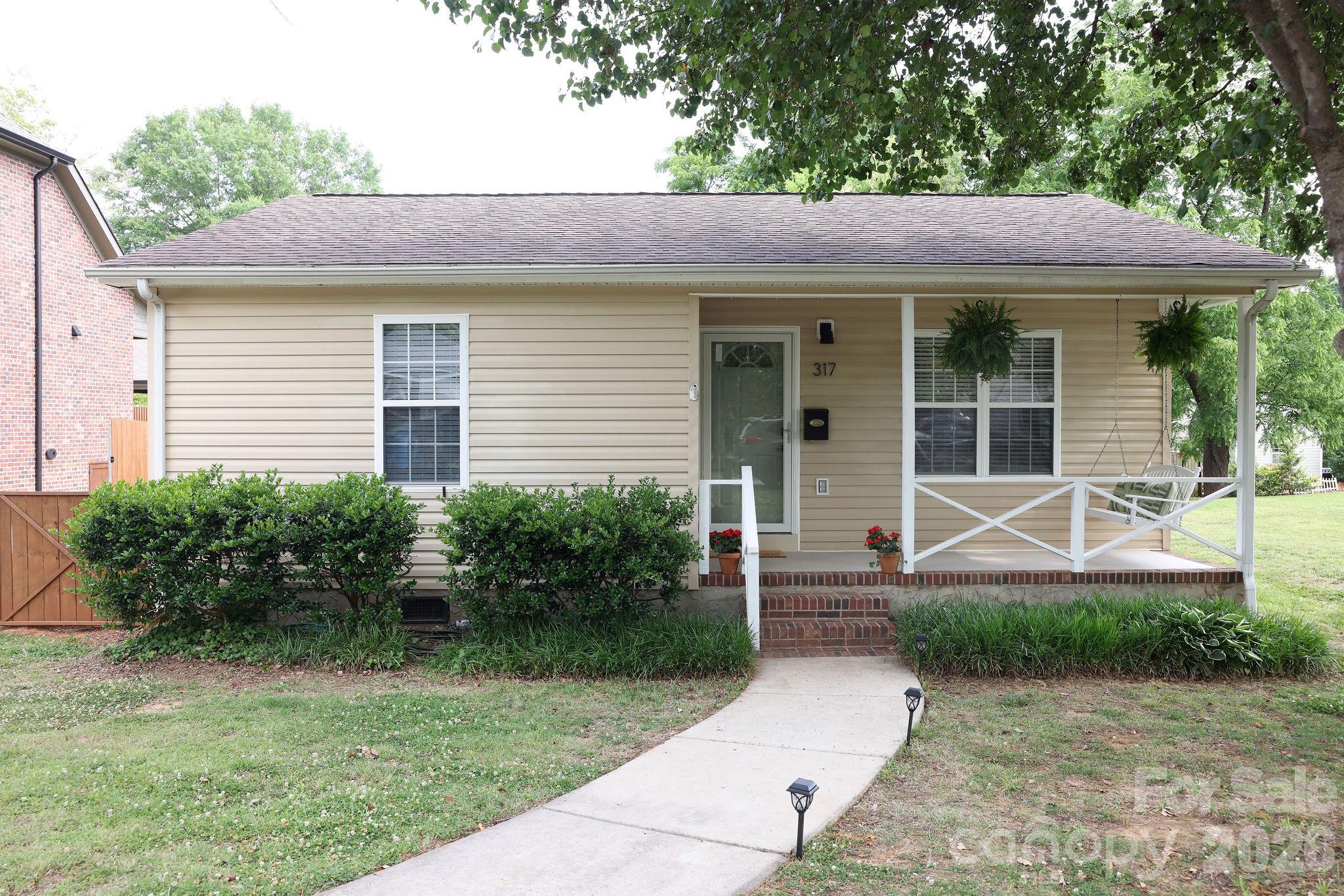 317 Devine Avenue — Belmont