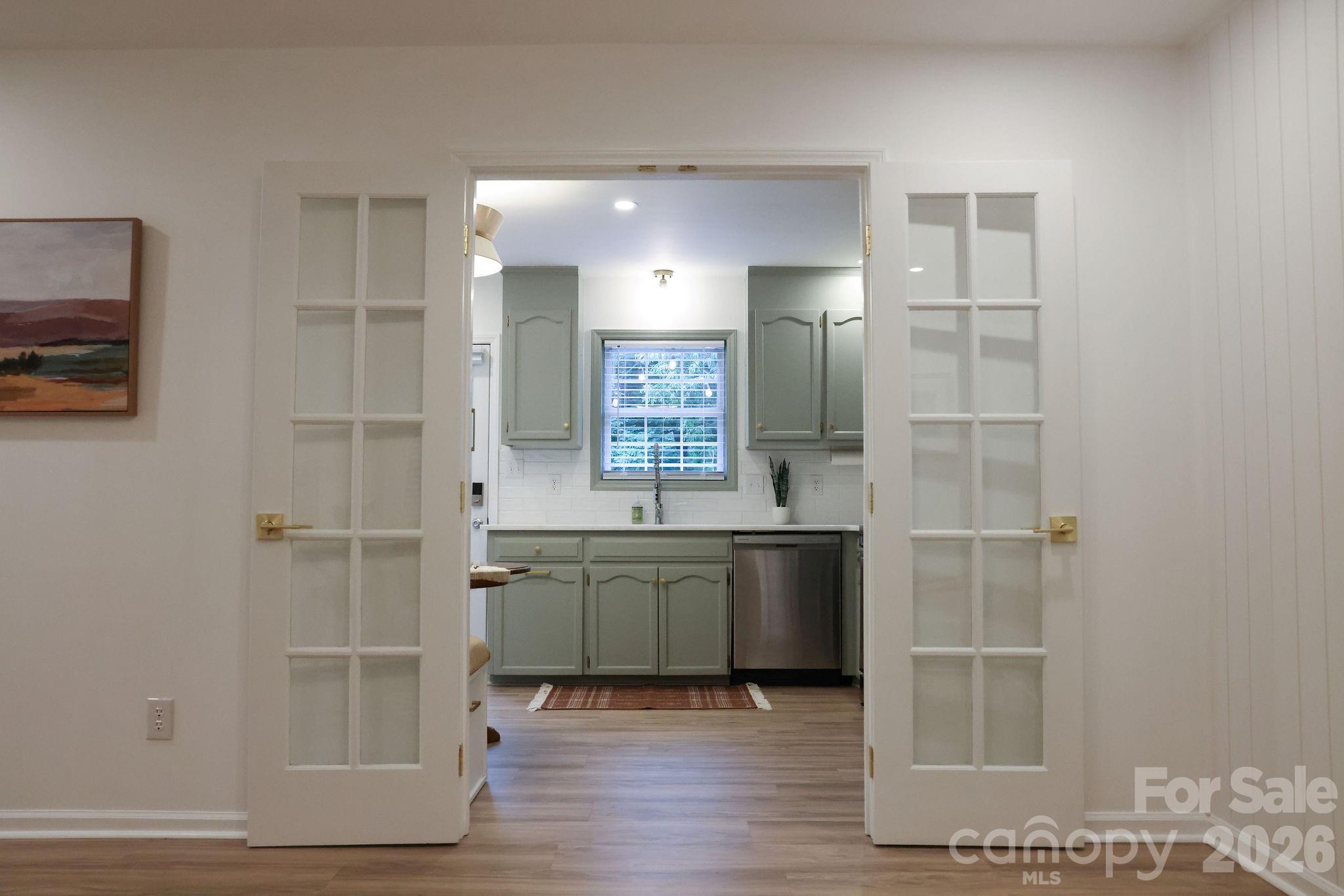 317 Devine Avenue — Belmont