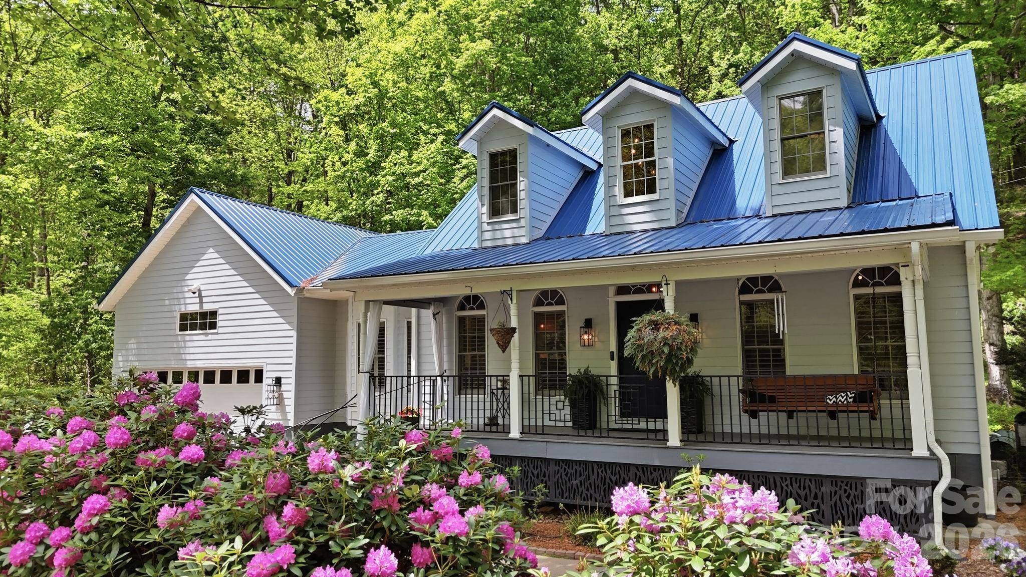 438 Serenity Mountain Road — Waynesville