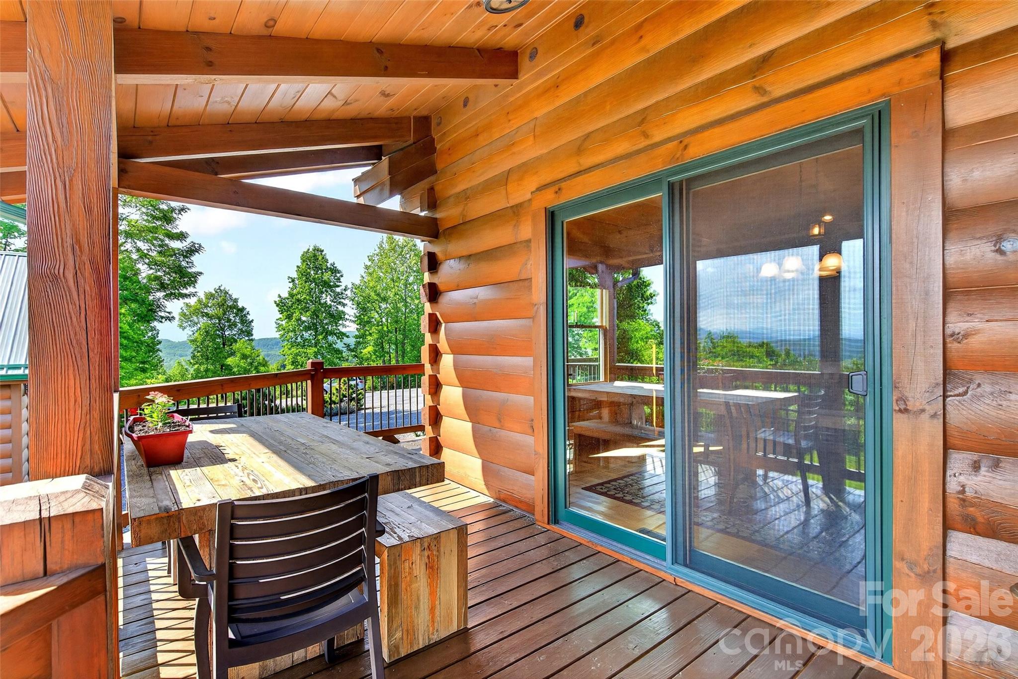 217 Summit Drive — Nebo