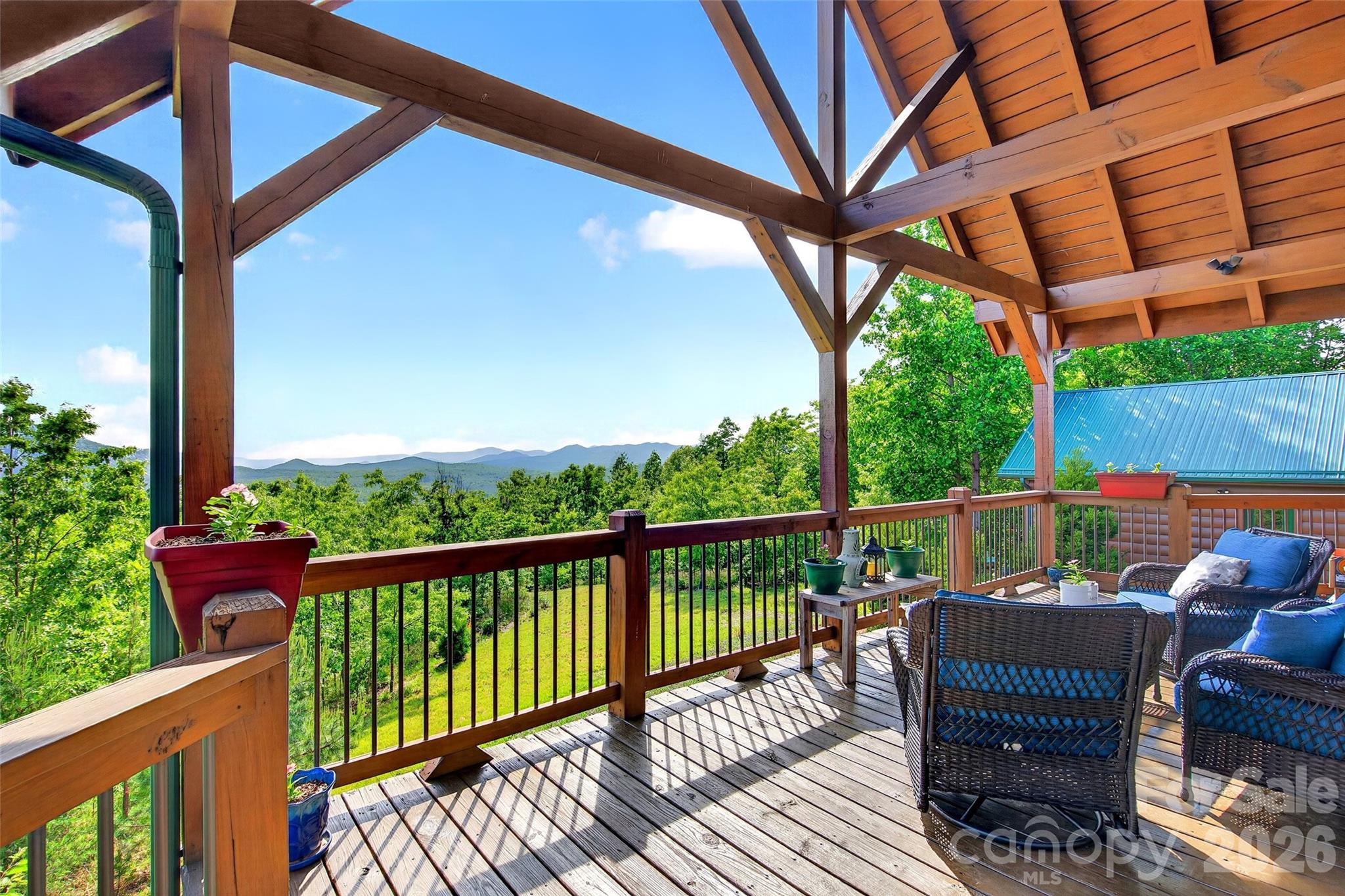 217 Summit Drive — Nebo