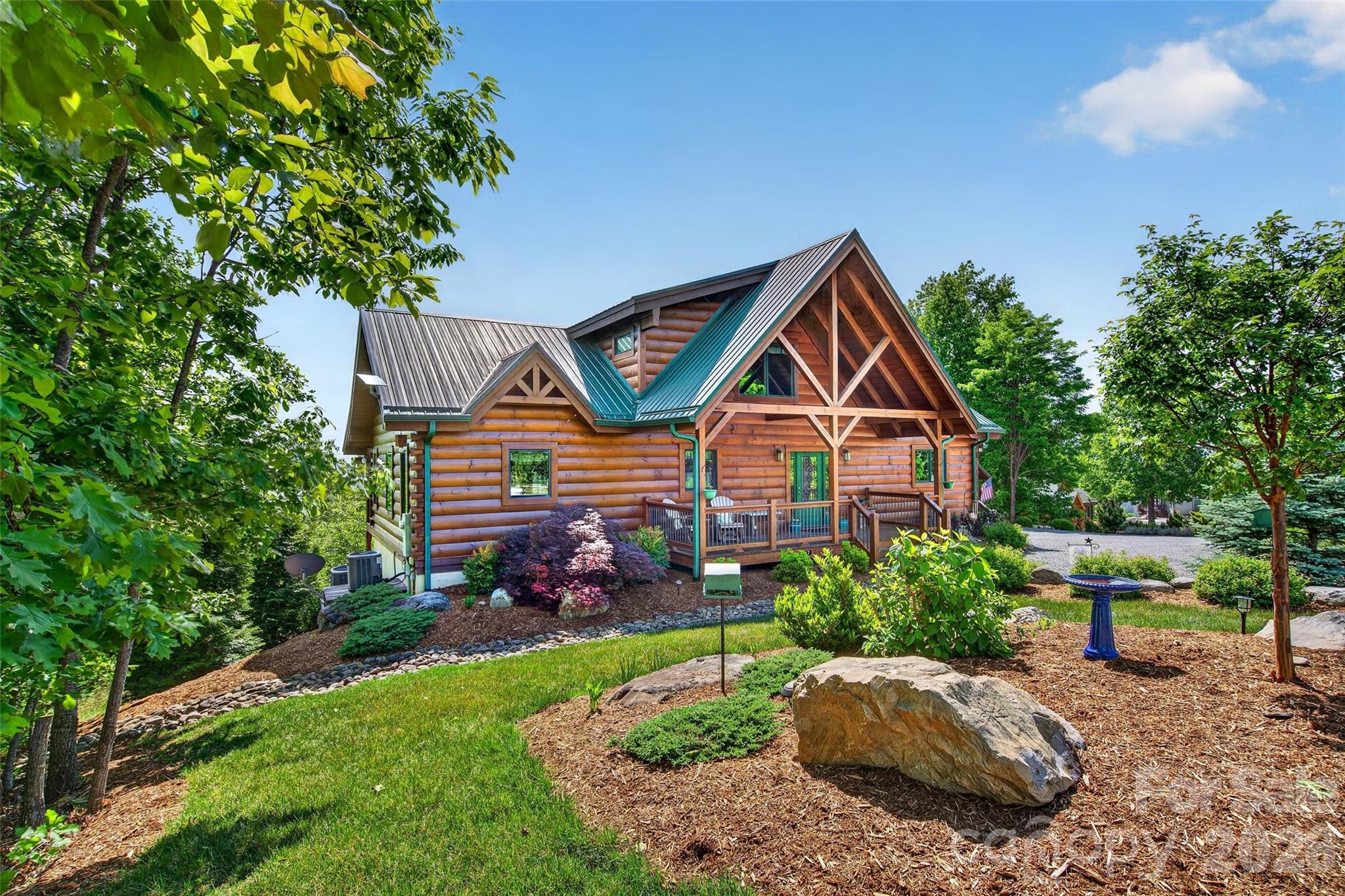 217 Summit Drive — Nebo