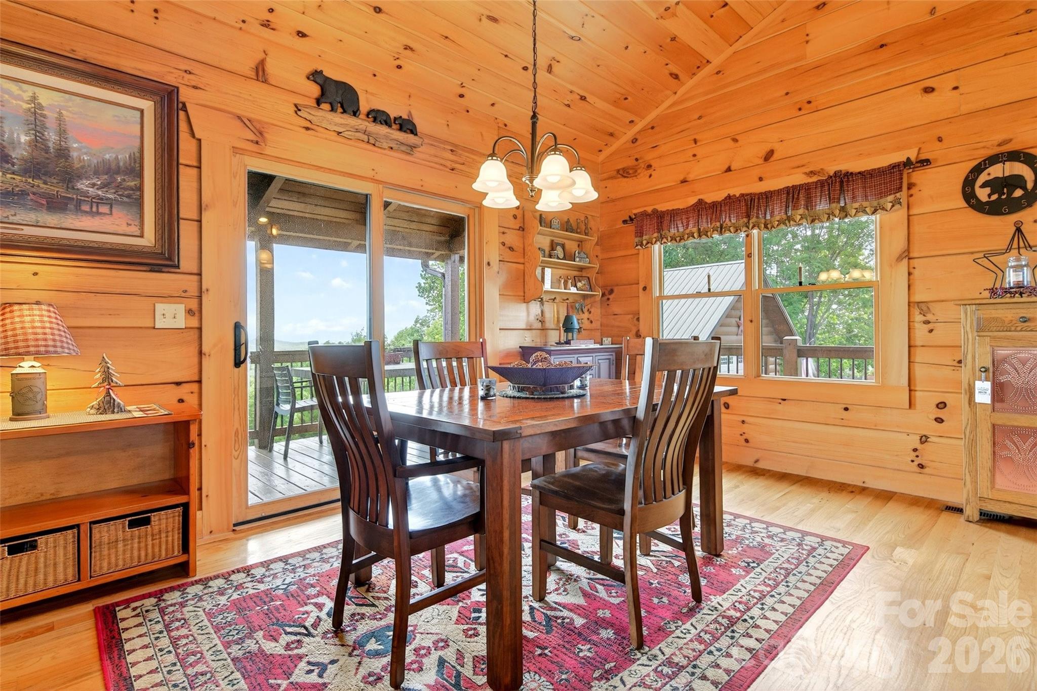 217 Summit Drive — Nebo