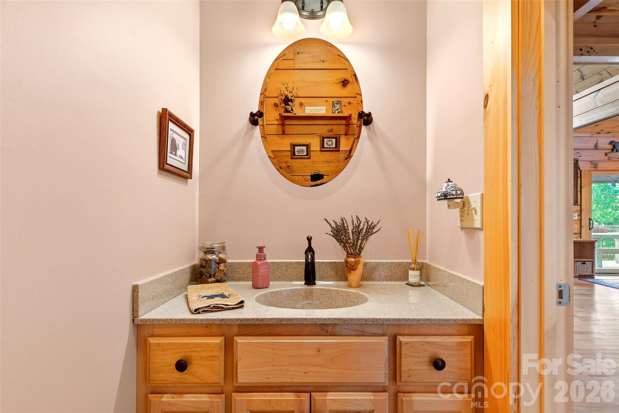 217 Summit Drive — Nebo
