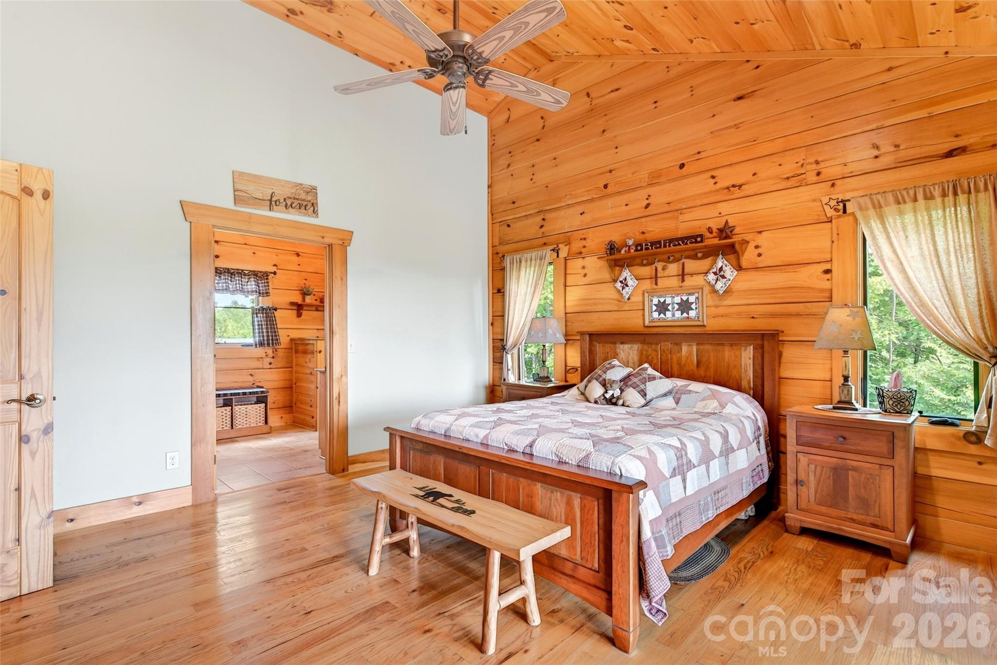 217 Summit Drive — Nebo