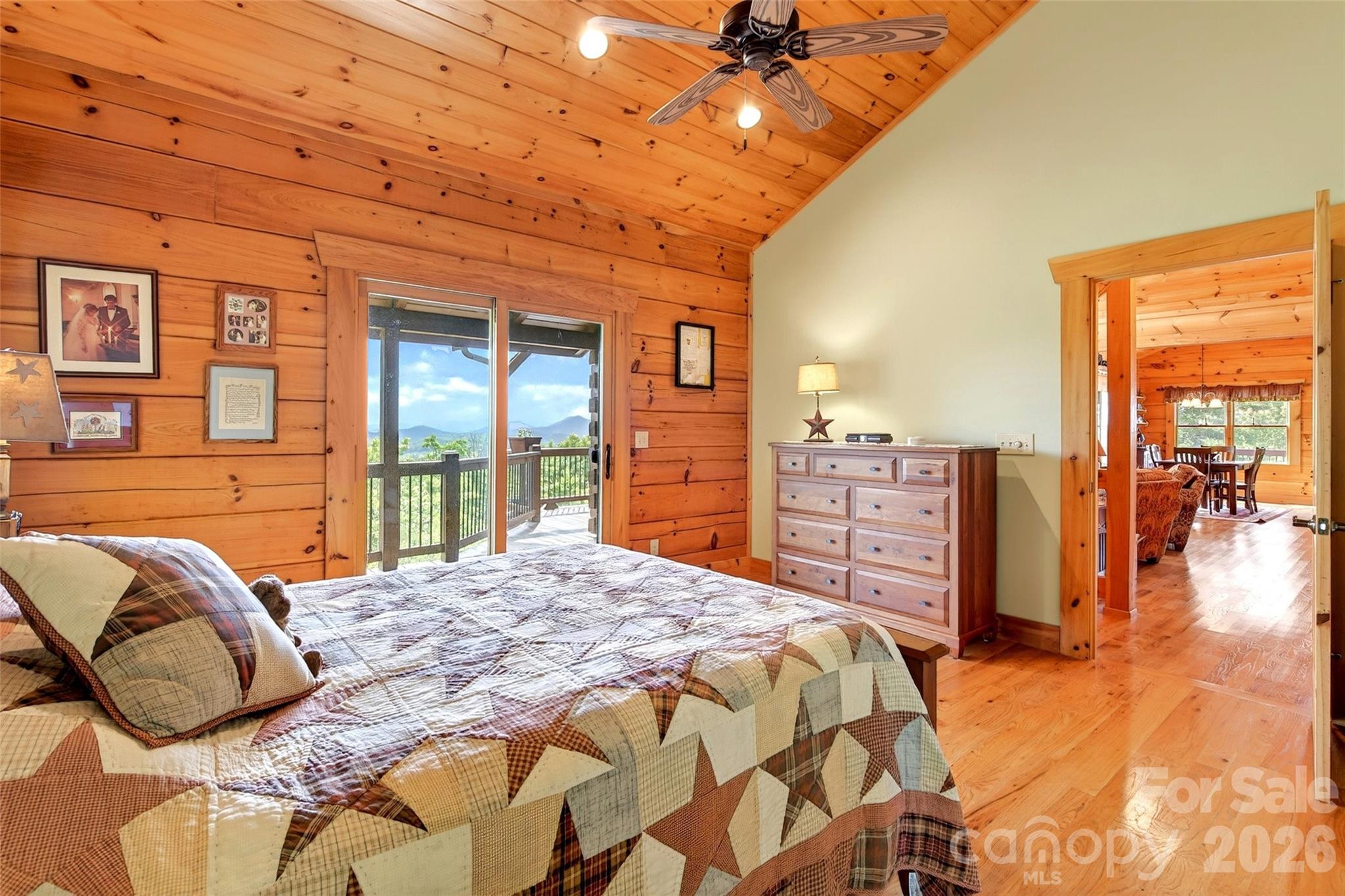 217 Summit Drive — Nebo