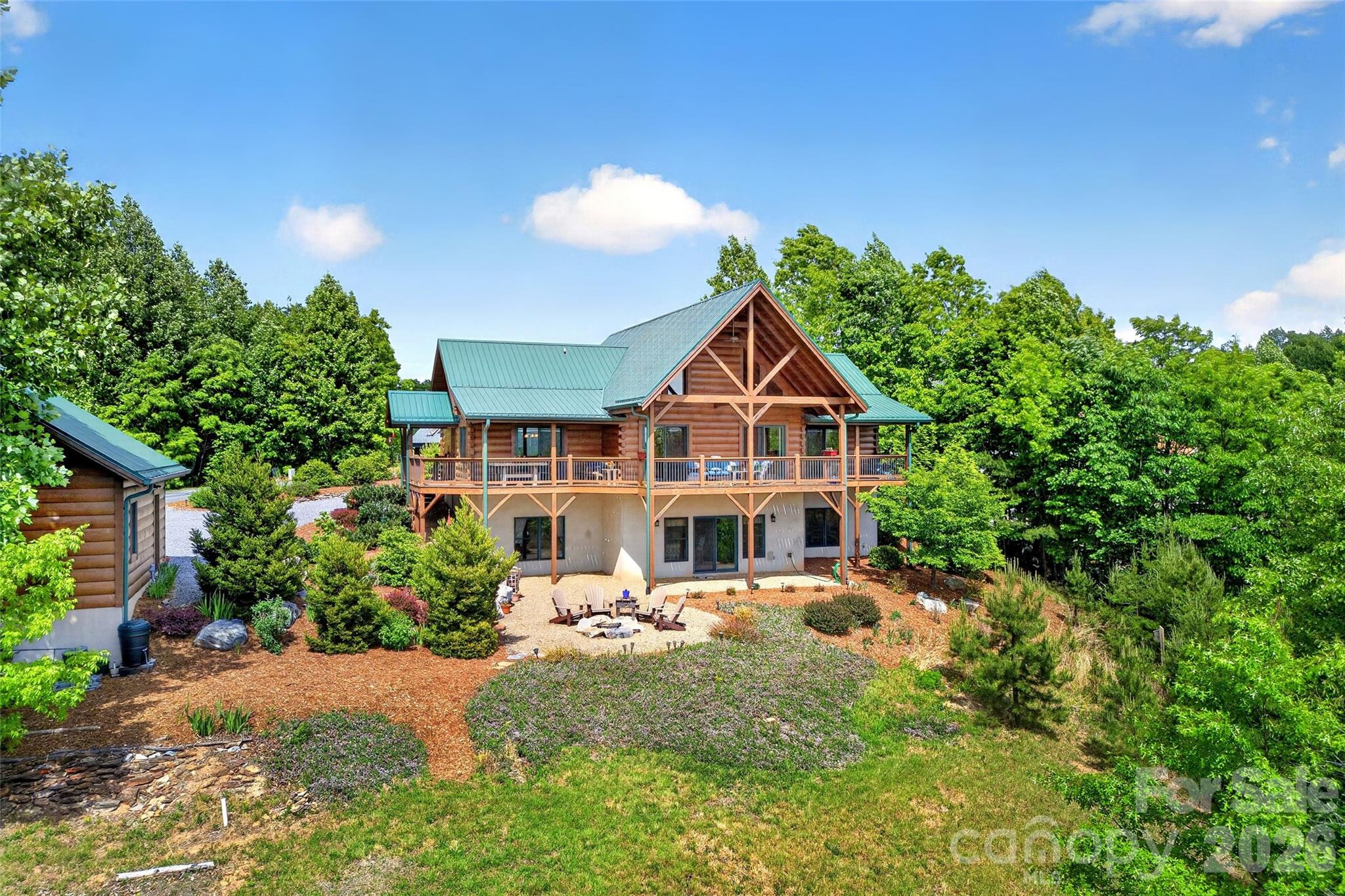 217 Summit Drive — Nebo