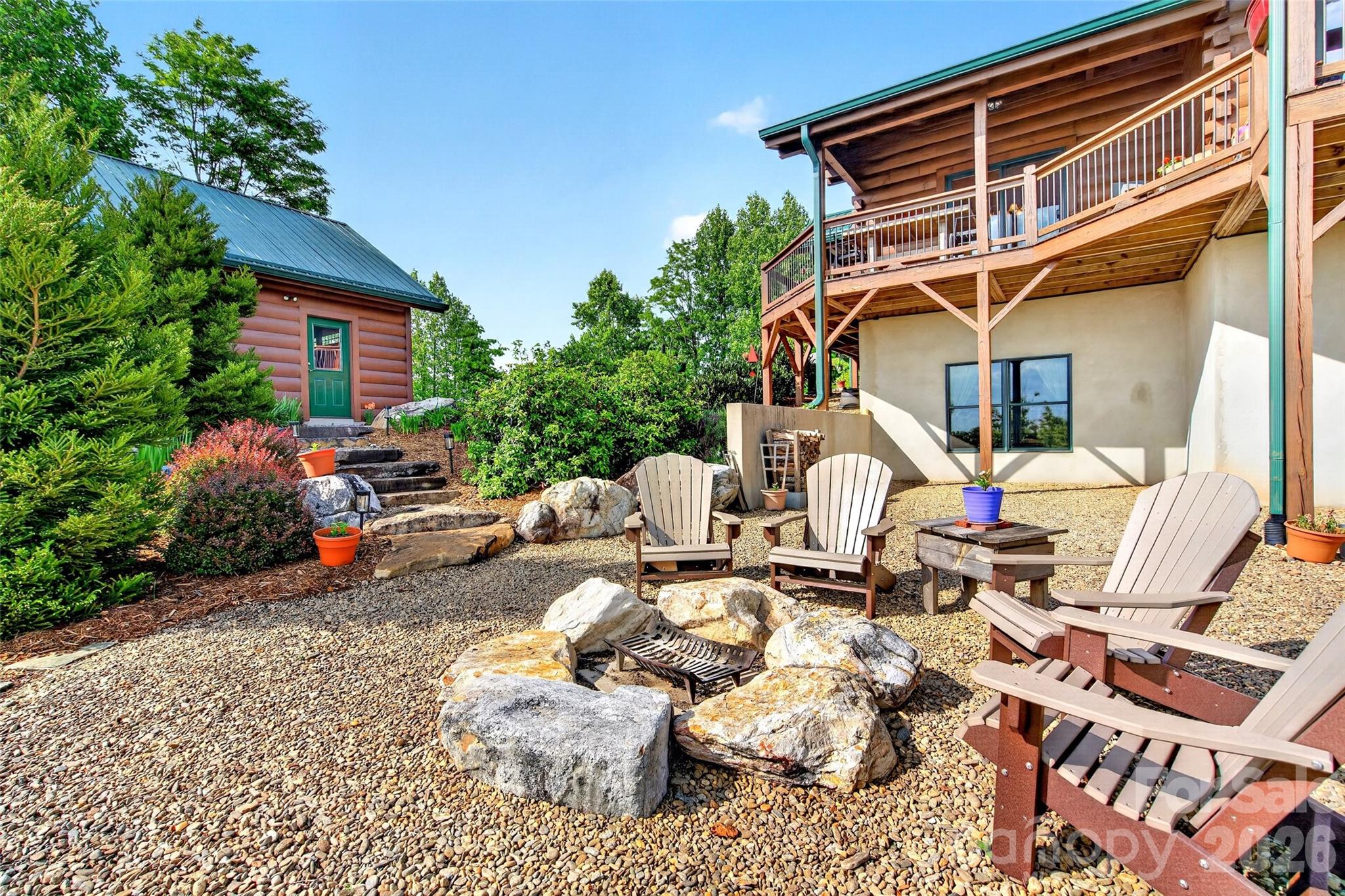 217 Summit Drive — Nebo