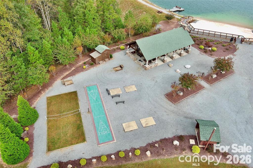 217 Summit Drive — Nebo