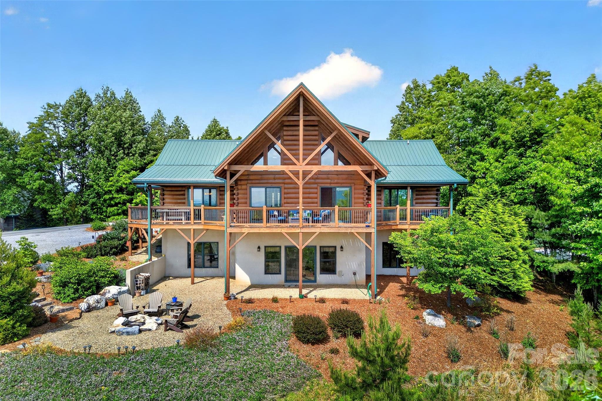 217 Summit Drive — Nebo