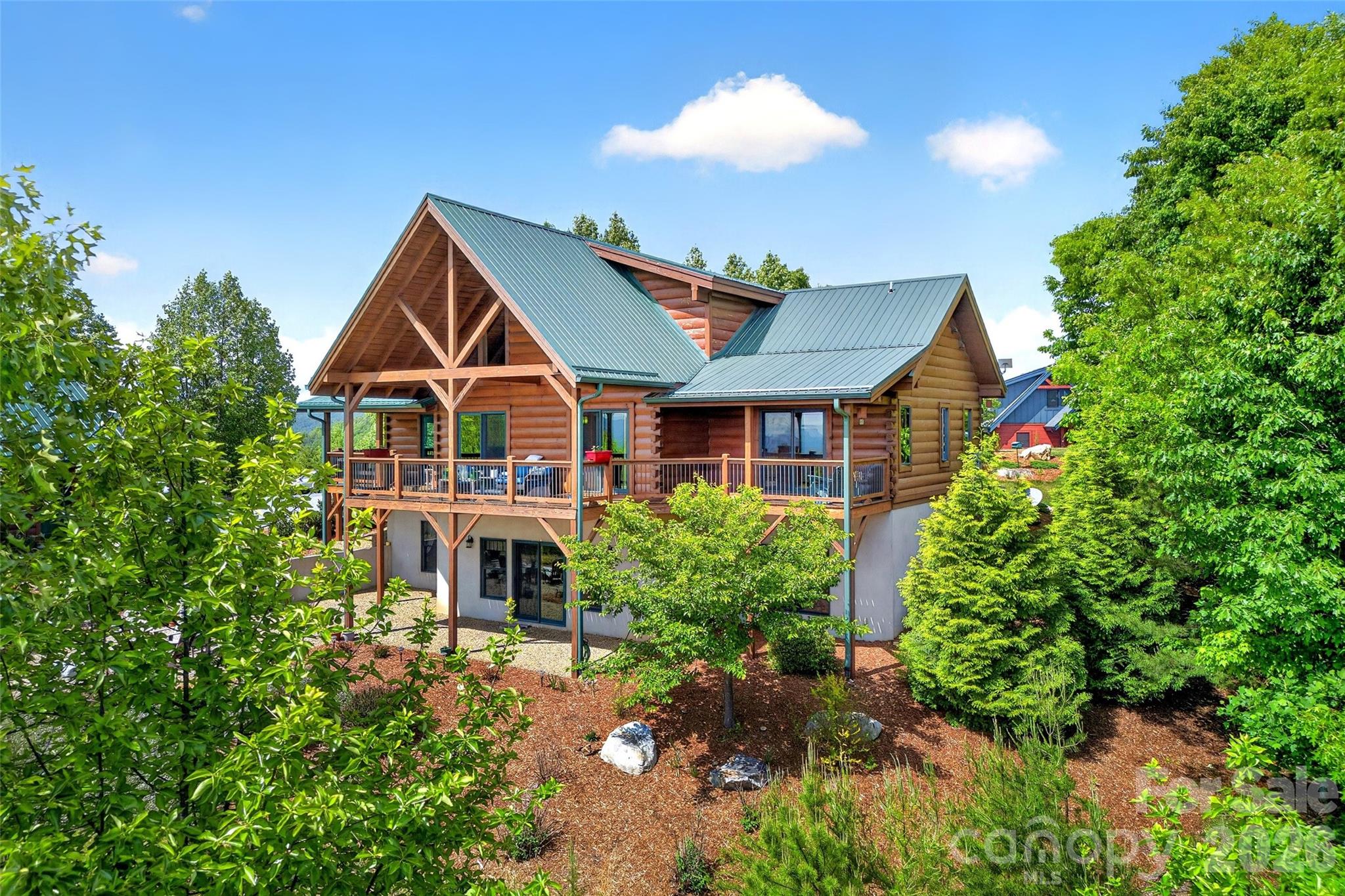 217 Summit Drive — Nebo