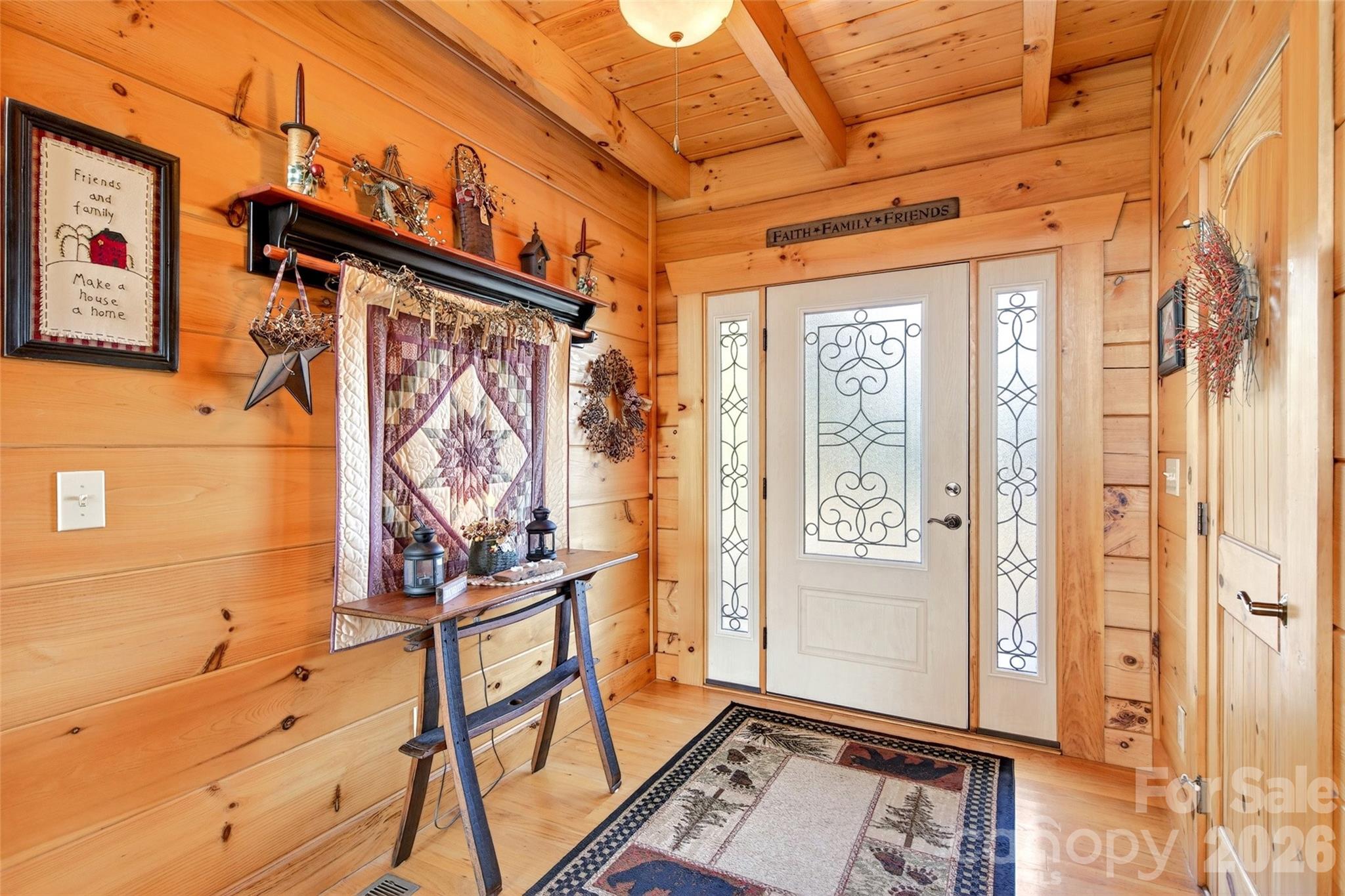 217 Summit Drive — Nebo