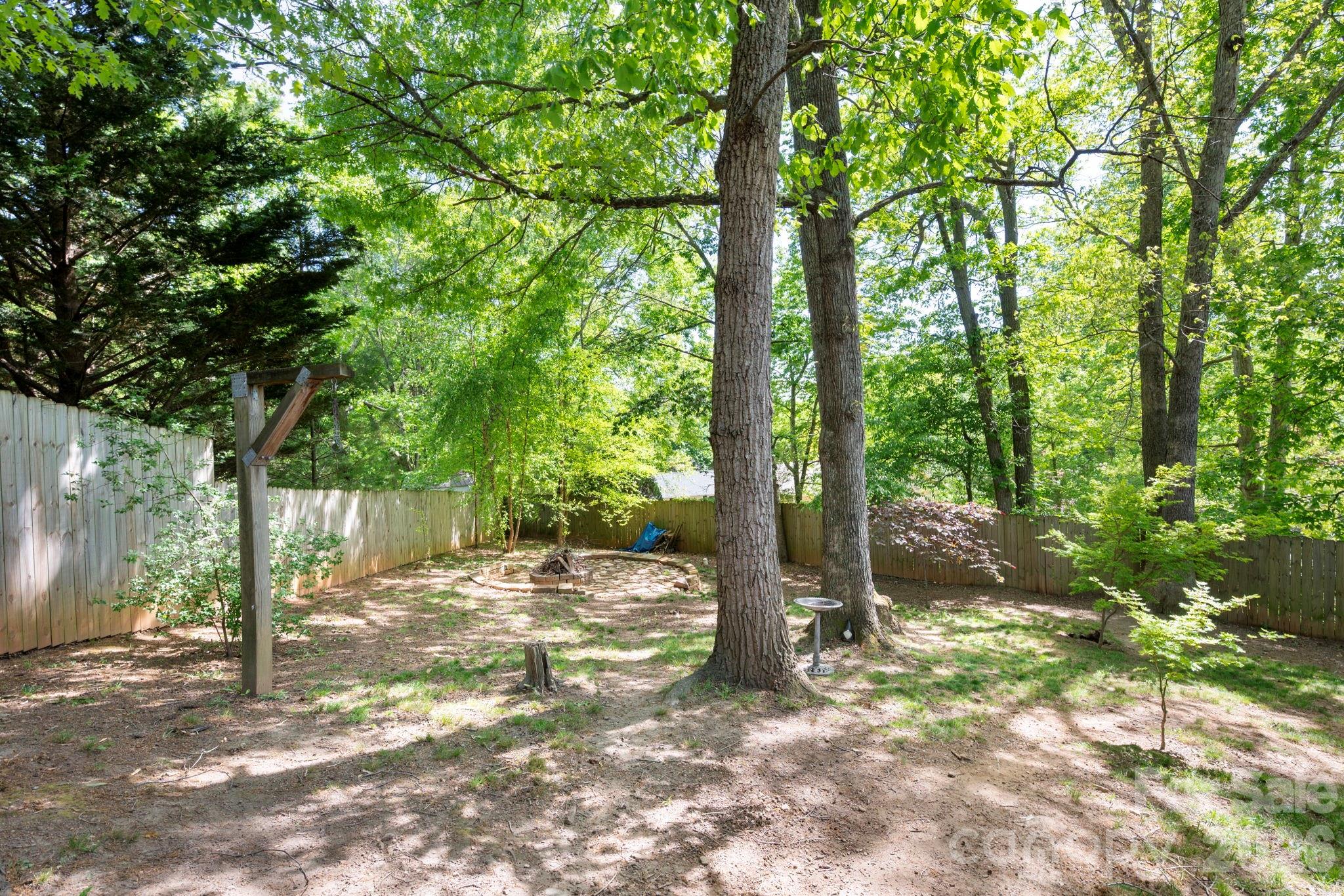 305 Melody Circle — Swannanoa