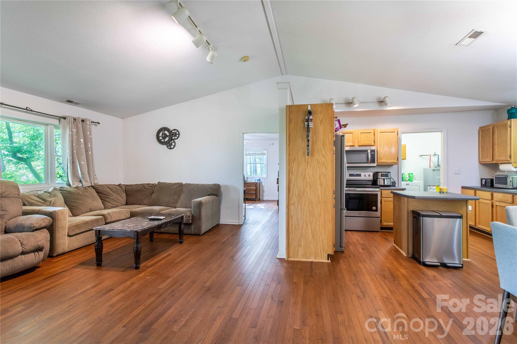 115 Knoll Ridge Lane — Waynesville