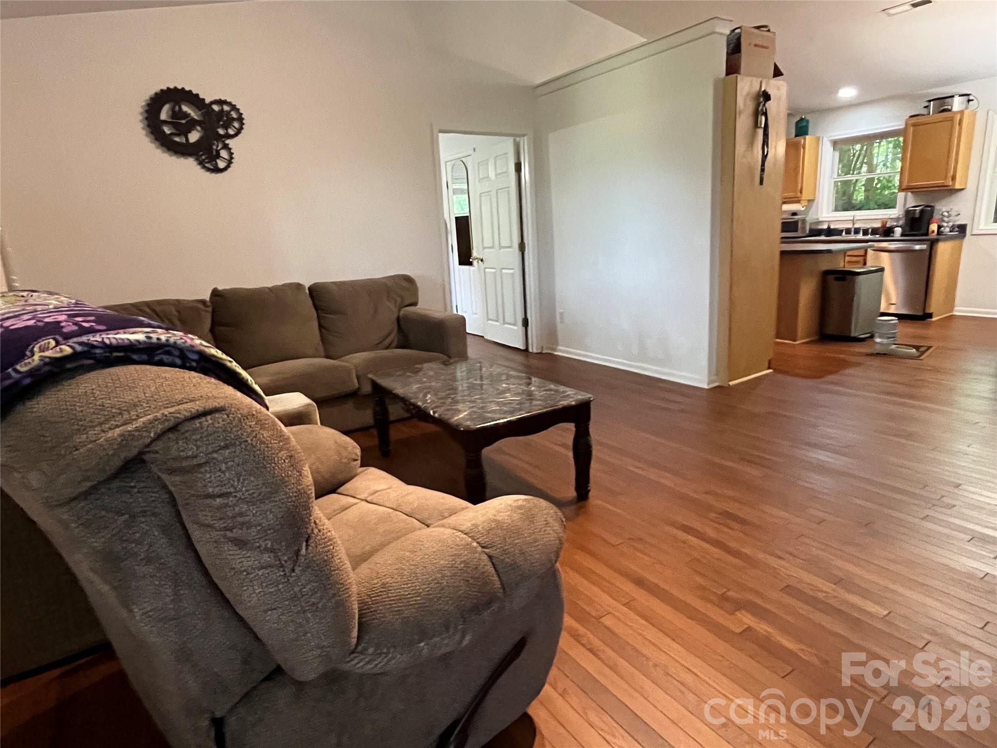 115 Knoll Ridge Lane — Waynesville